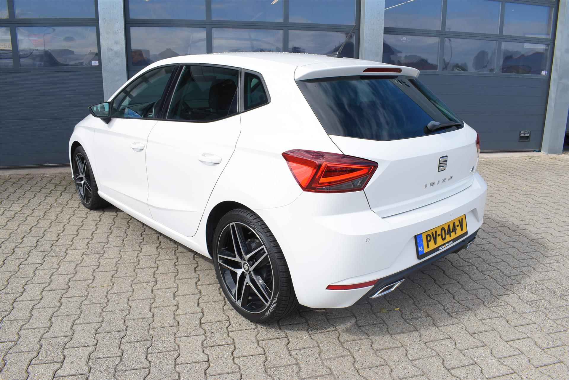 SEAT Ibiza 1.0 EcoTSI 95pk FR Business Intense - 3/36