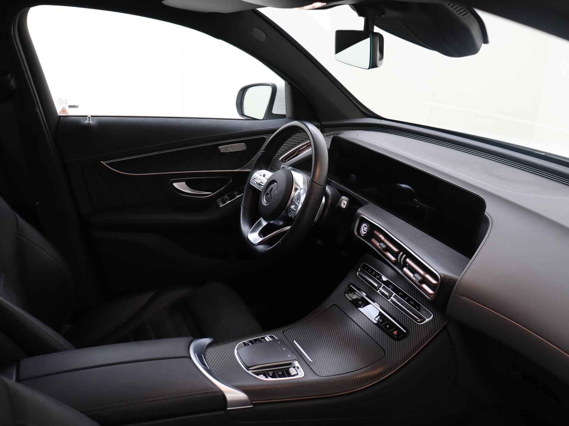 Mercedes-Benz EQC 400 4MATIC Premium Plus 80 kWh / AMG/ Schuifdak/ Rijassistentiepakket/ Stoelverwarming v+a - 18/36