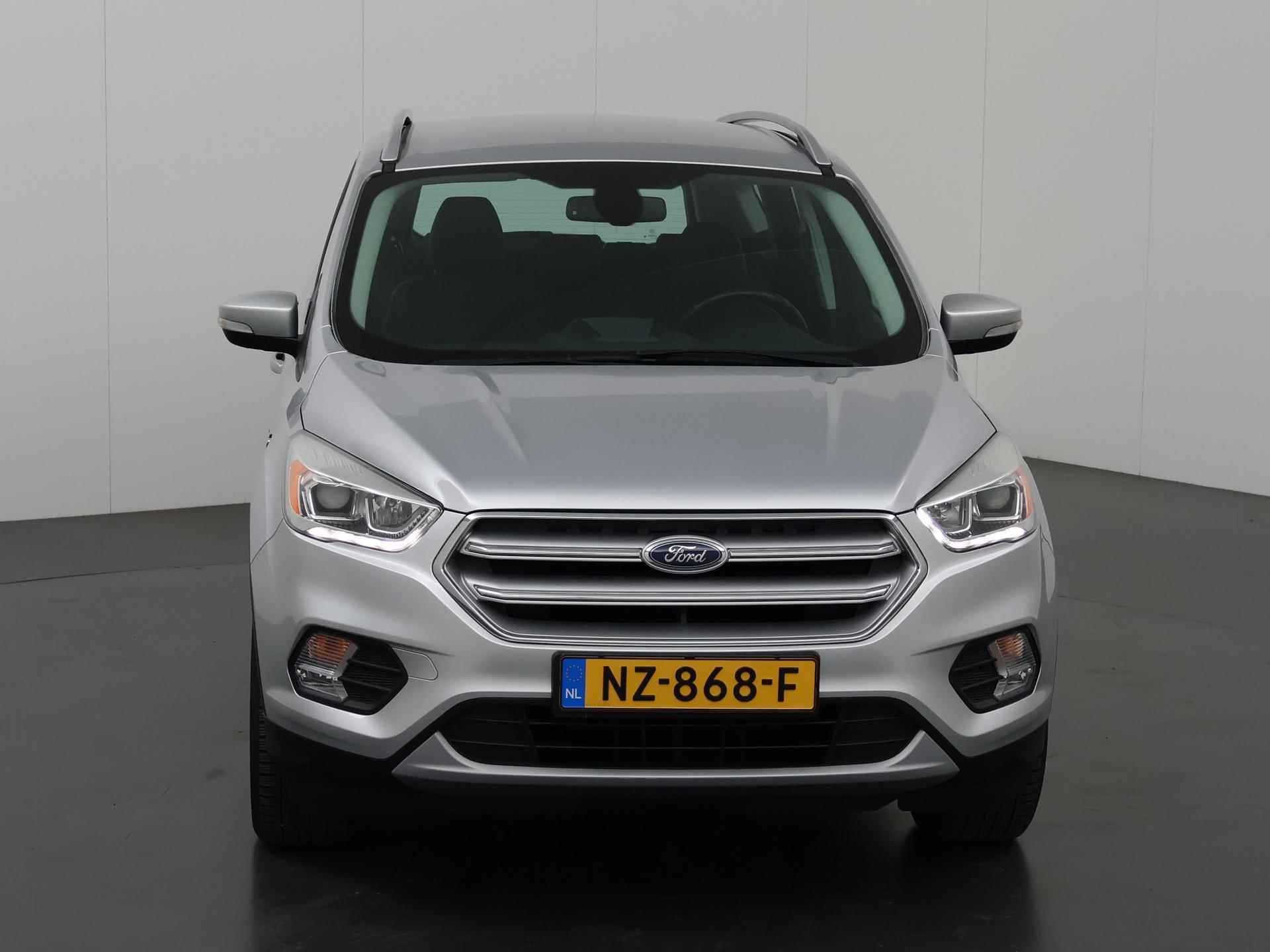 Ford Kuga 1.5 EcoBoost Titanium | Navigatie | Parkeercamera | Voorruitverwarming | Climate Control | - 4/38