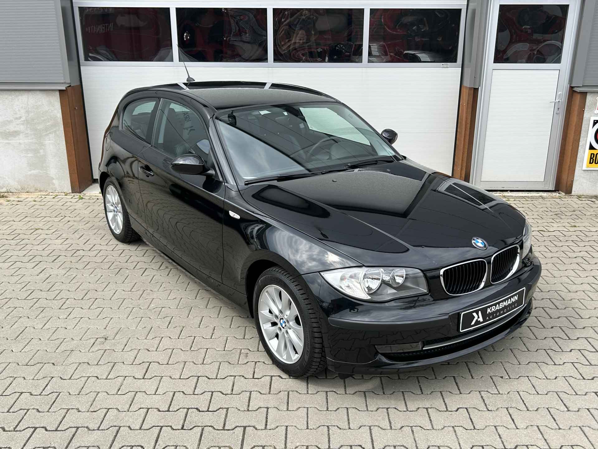 BMW 1-serie 116i Executive Nwe Ketting|Sportstoelen|Airco|PDC - 28/32