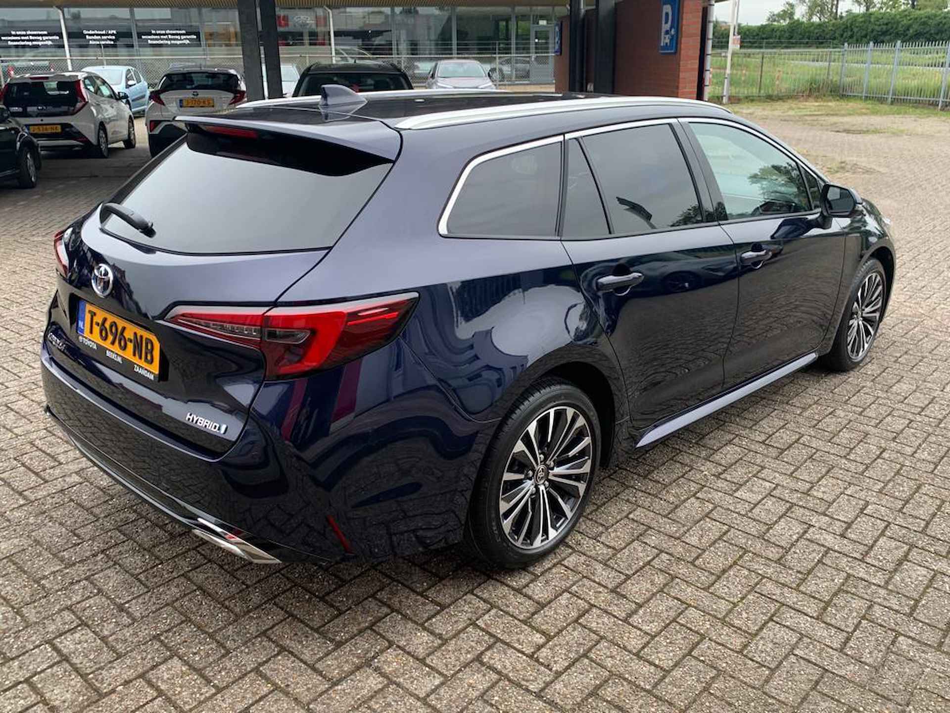 Toyota Corolla Touring Sports 1.8 Hybrid First Edition - 5/24