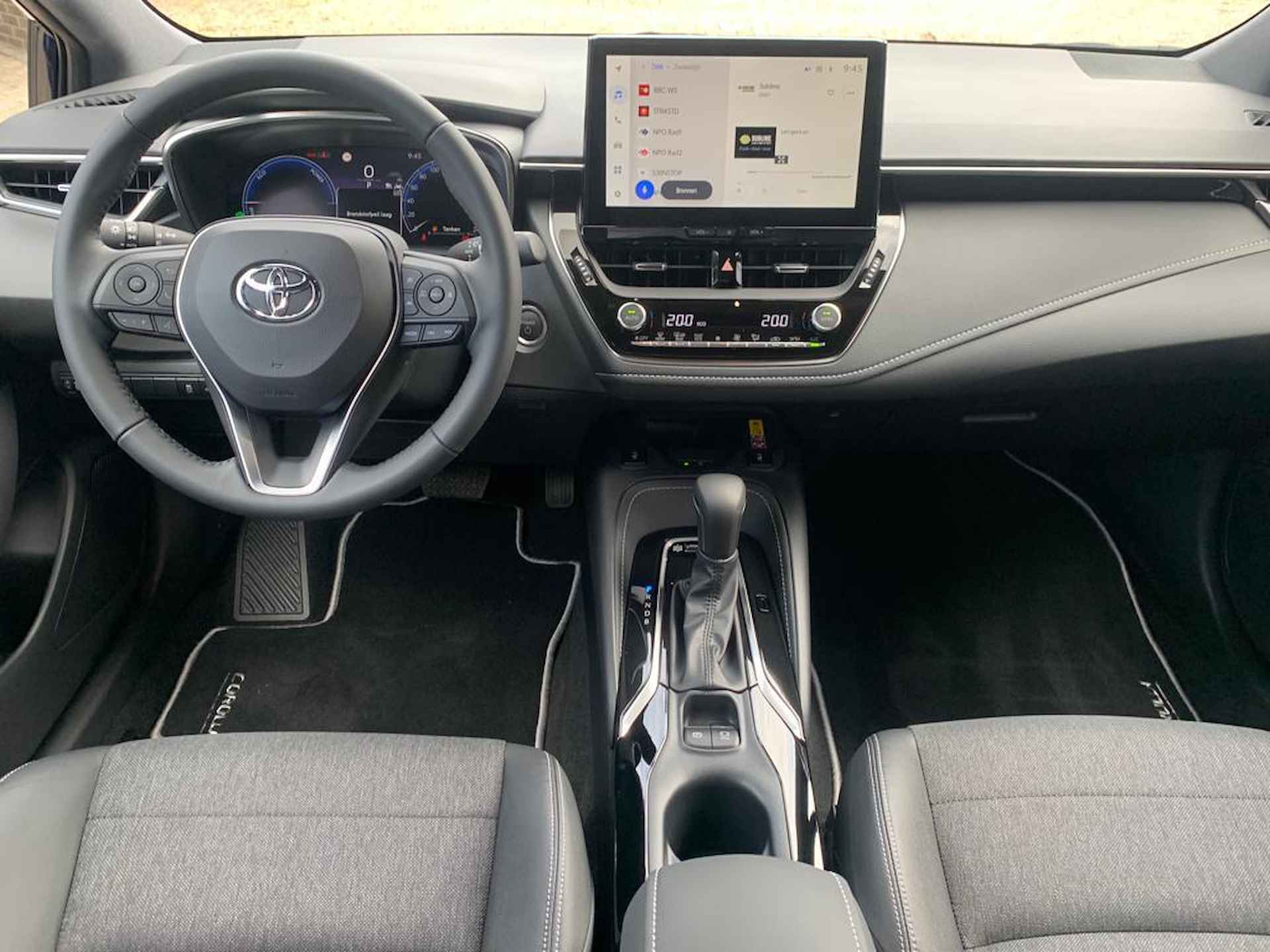 Toyota Corolla Touring Sports 1.8 Hybrid First Edition - 10/24