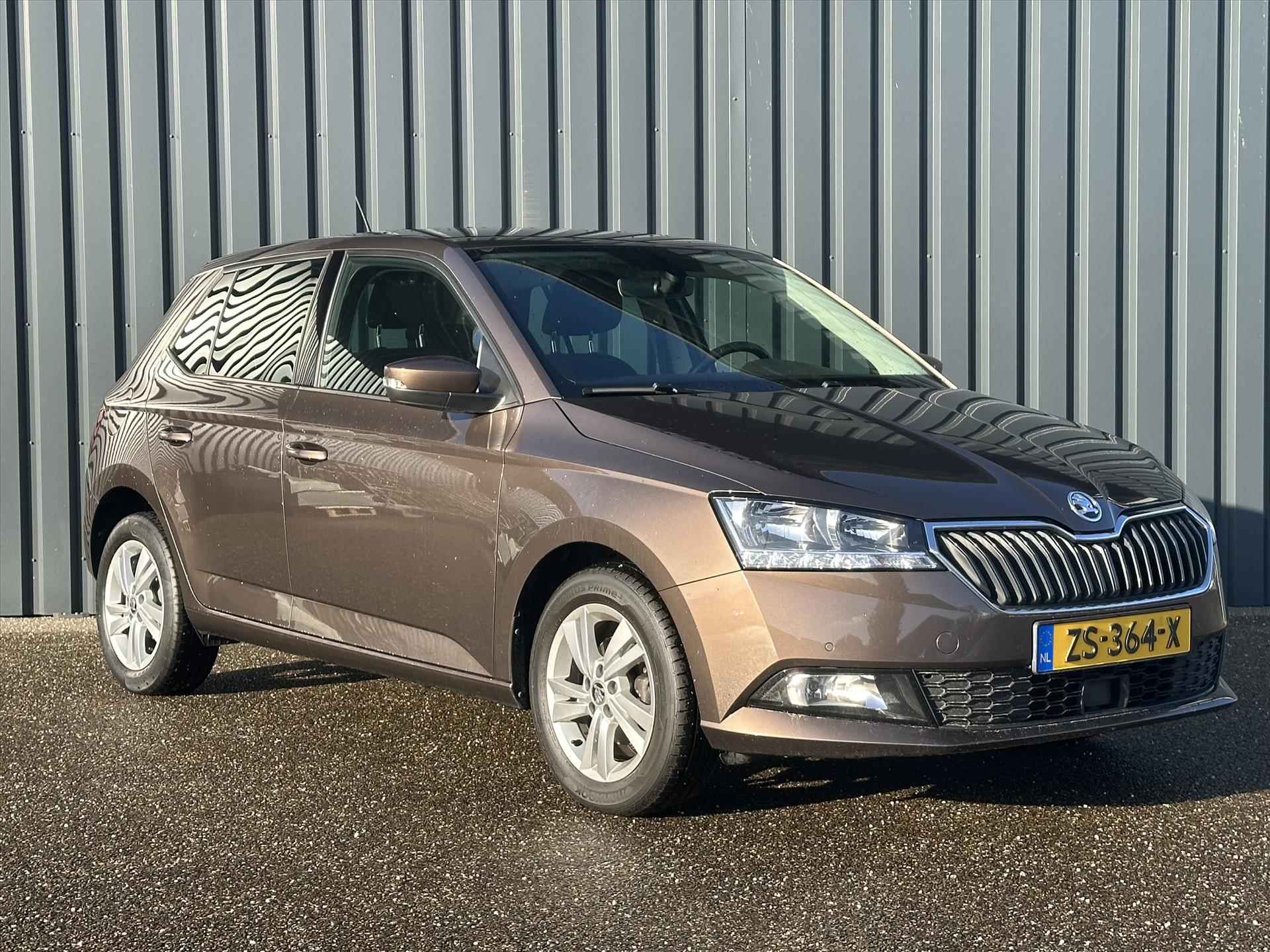 SKODA Fabia 1.0 TSI Greentech 95pk Style | Navigatie | Climate Control | Cruise Control | Parkeersensoren NL Auto - 7/37