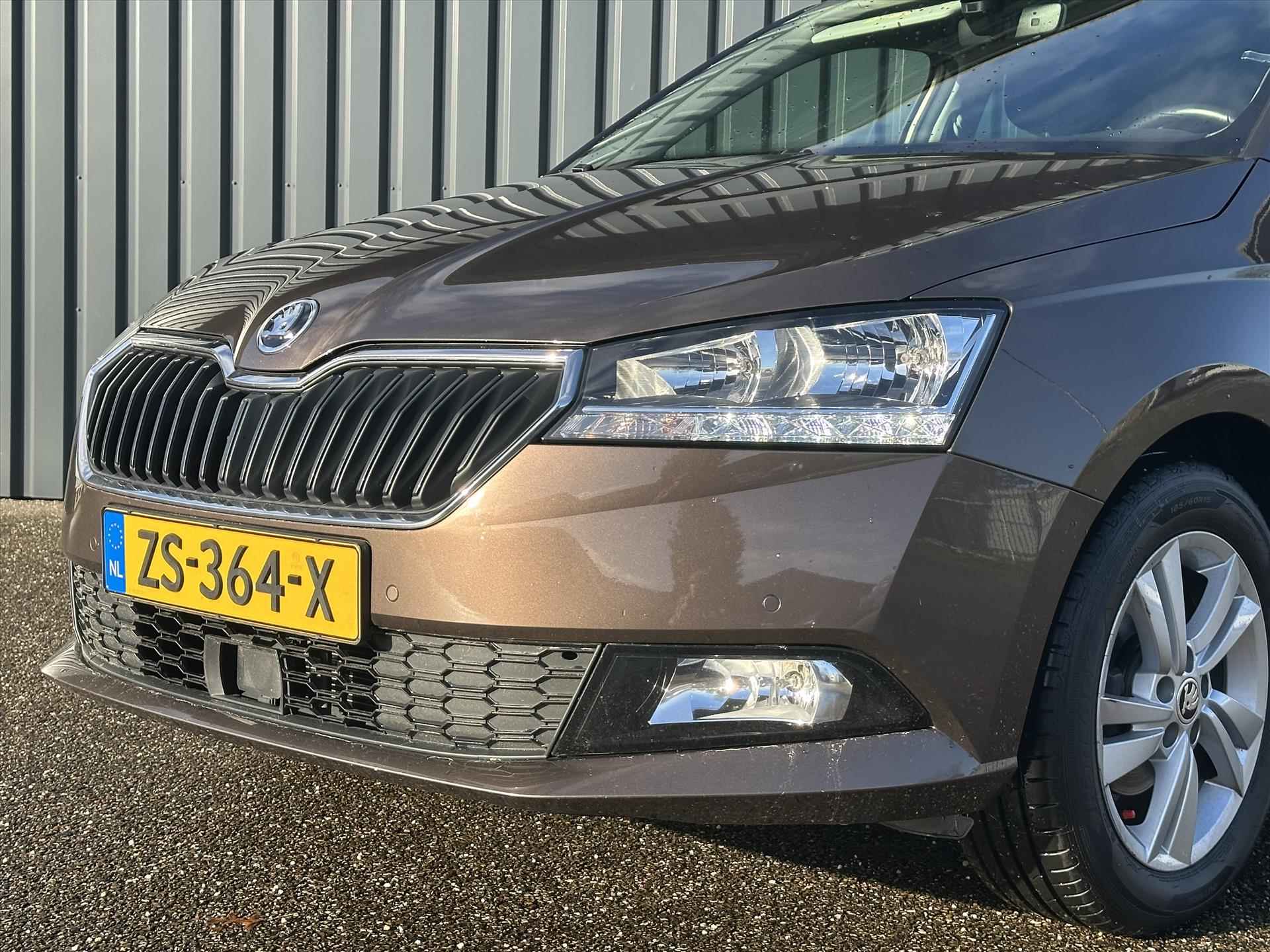 SKODA Fabia 1.0 TSI Greentech 95pk Style | Navigatie | Climate Control | Cruise Control | Parkeersensoren NL Auto - 9/37