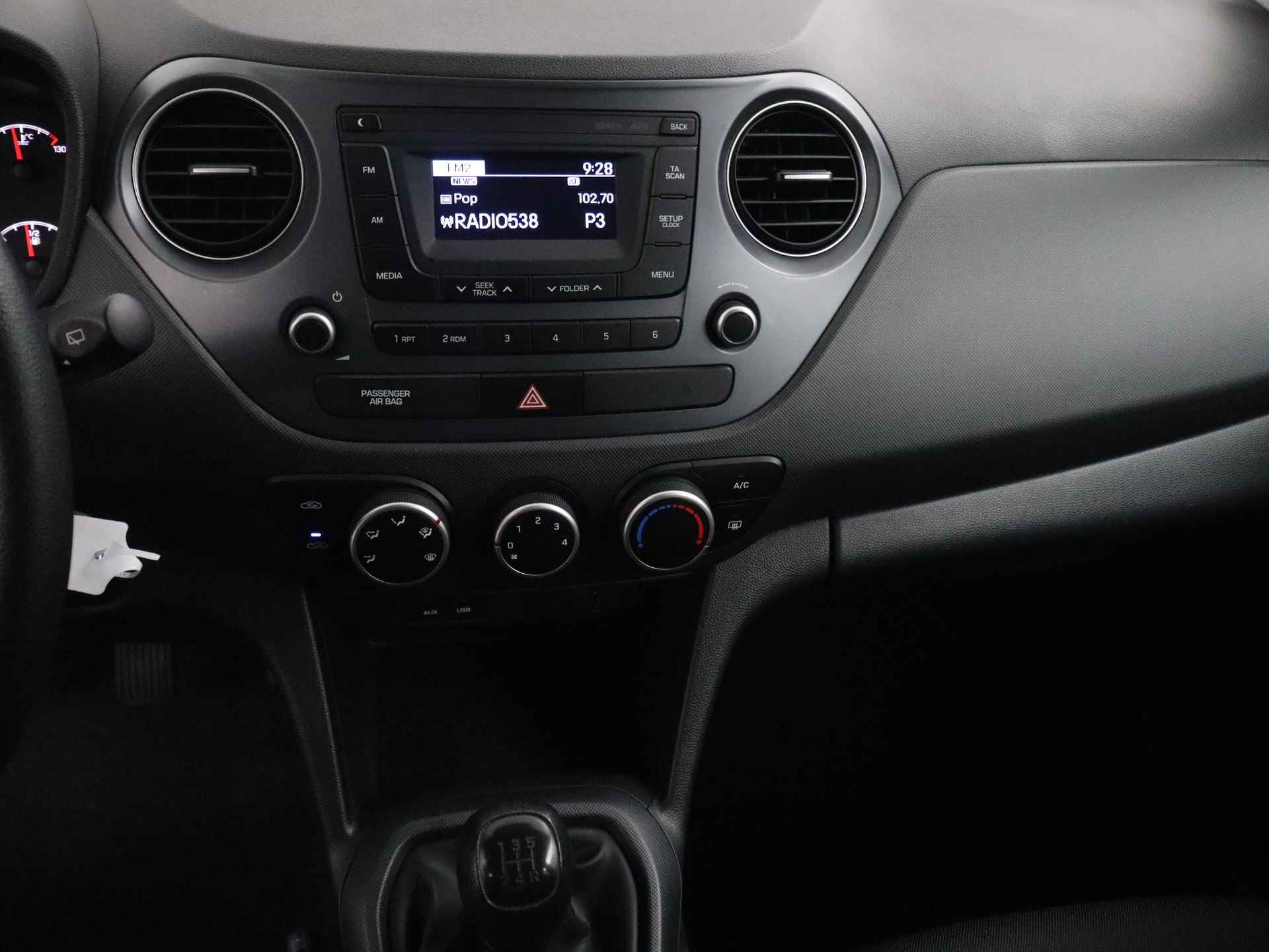 Hyundai i10 1.0i i-Drive Radio, airco - 13/19