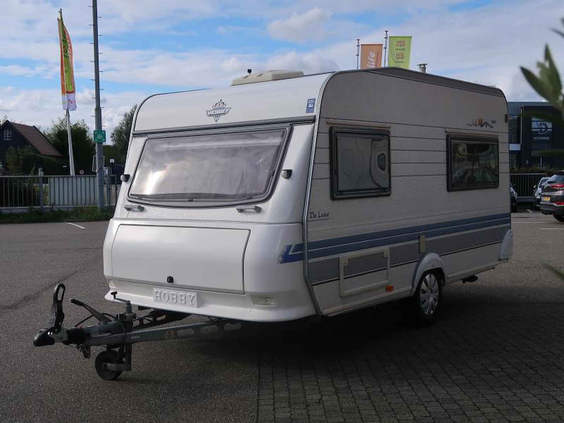 Hobby De Luxe 400 SF MET VOORTENT - 19/23