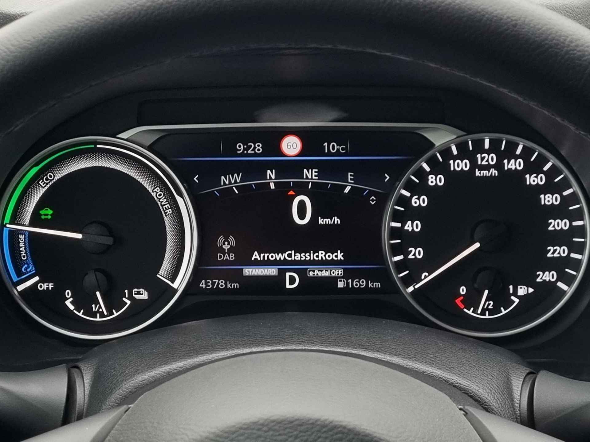 Nissan Juke 1.6 Hybrid N-Connecta Automaat / Technology Pack / Navigatie / Cruise Control Adaptief / Rondomzicht Camera - 8/39