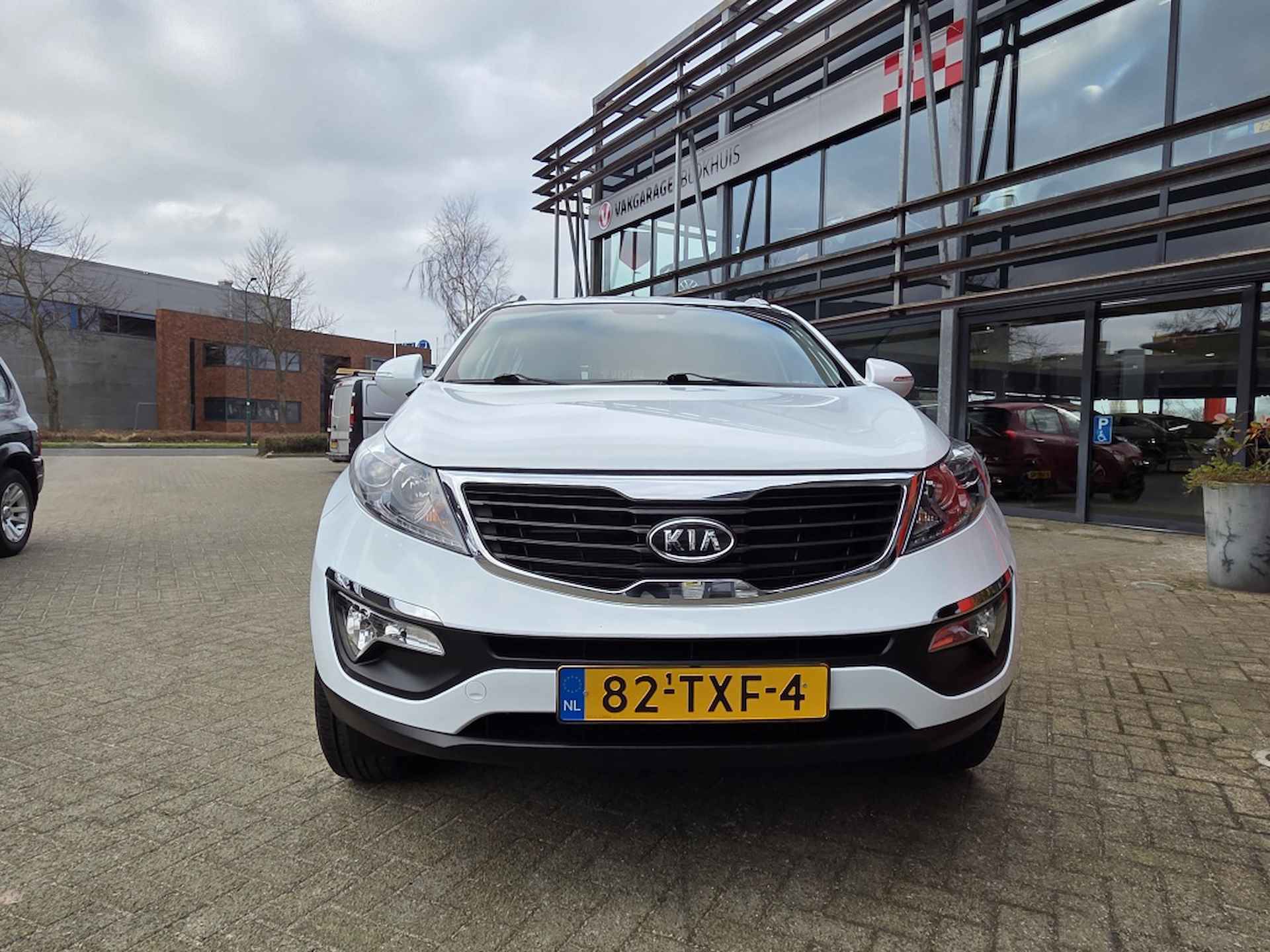 Kia Sportage 2.0 X-ecutive Plus | Climate | Cruise | Trekhaak - 8/24