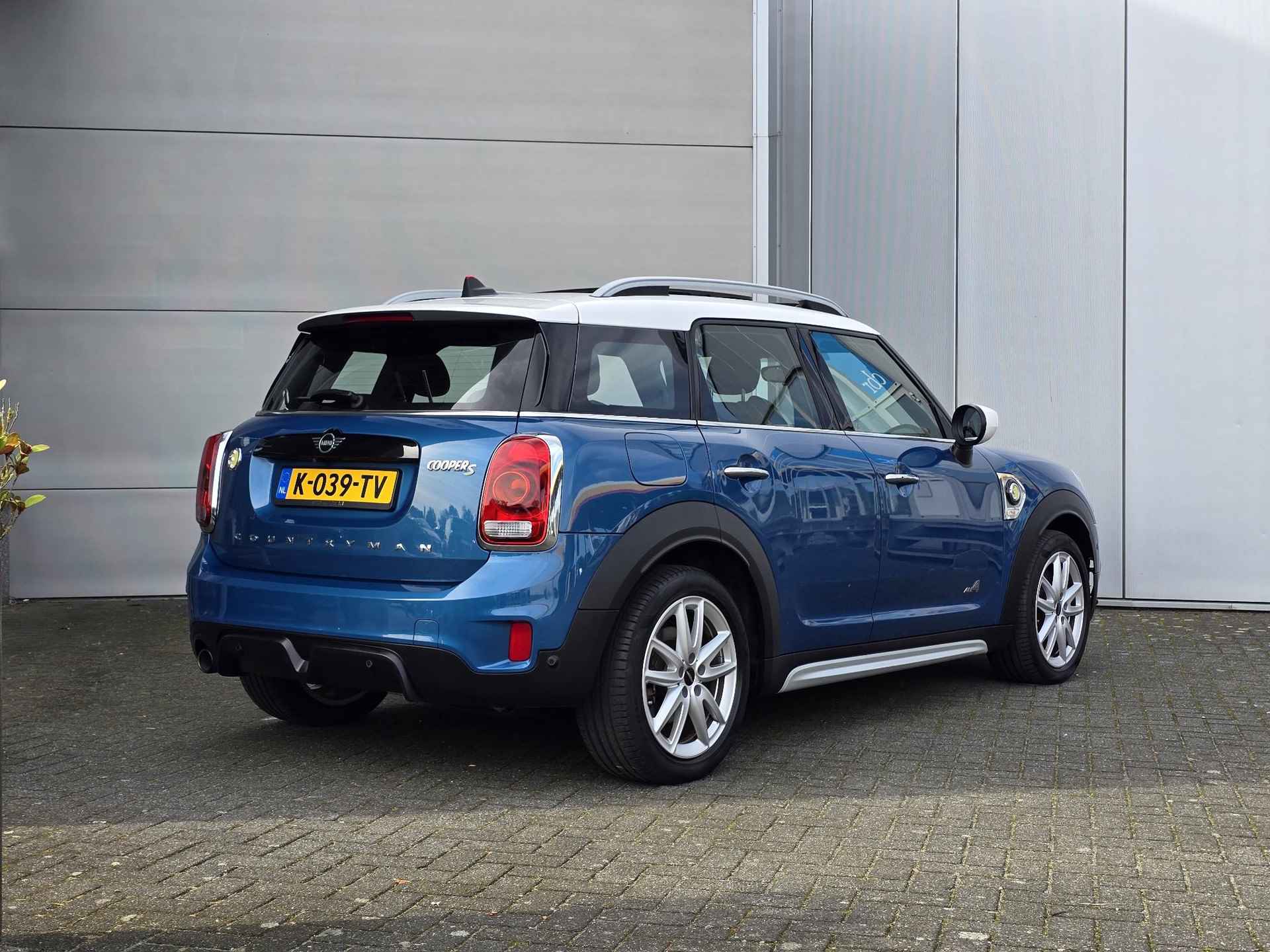 Mini Mini Countryman 2.0 Cooper S E ALL4 John Cooper Works Trim - 3/71