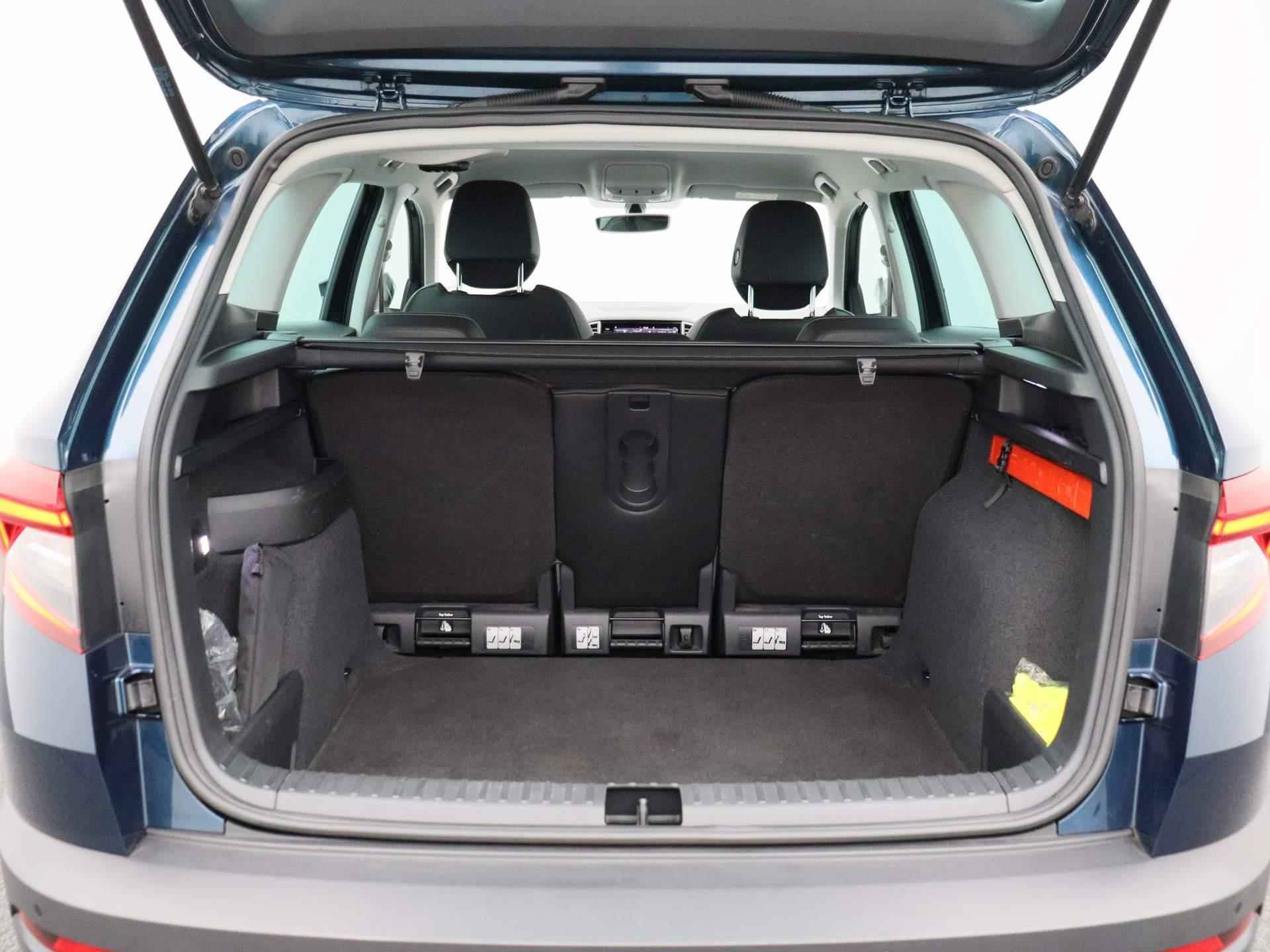 Skoda Karoq 1.5 TSI ACT Style Business 150 PK | Automaat | LED koplampen | Lederen bekleding | Navigatie | Achteruitrijcamera | Parkeersensoren | Cruise Control | Privacy Glass | Lichtmetalen velgen | - 14/38