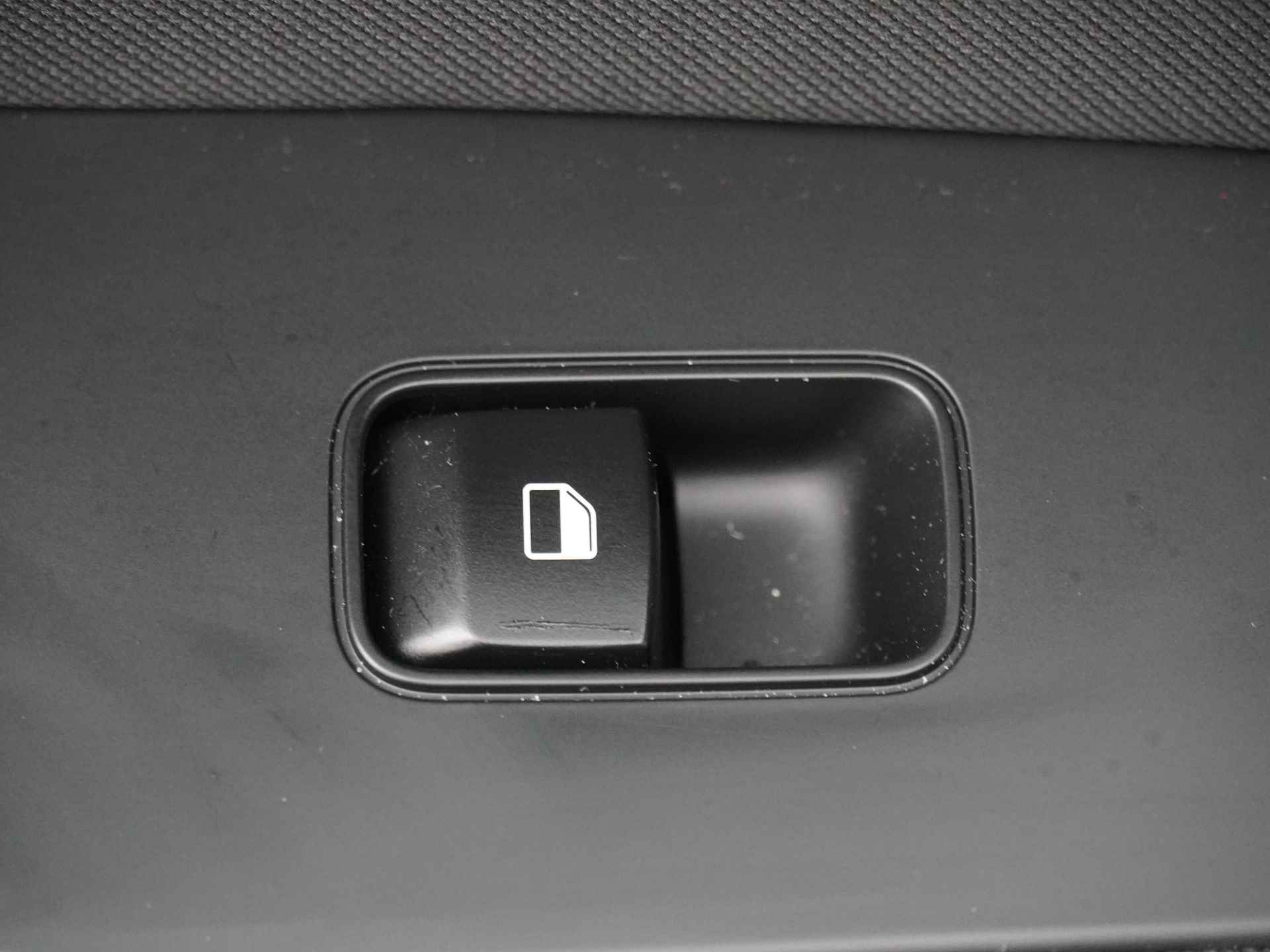 Kia Ceed Sportswagon 1.0 T-GDi DynamicLine - Navigatie - Camera - Climate control - Cruise control - Fabrieksgarantie tot 04-2026 - 36/49