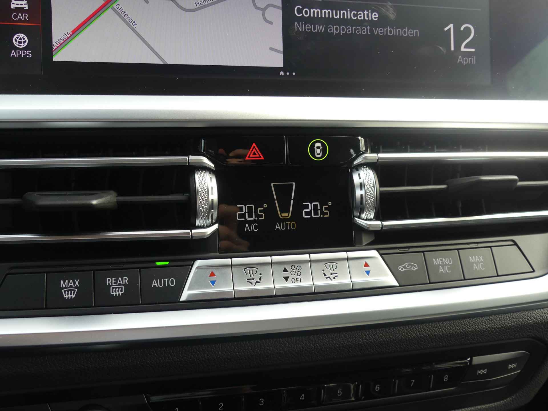 BMW 3 Serie Touring 318i Business Edition Automaat | Sportstoelen | Led | Navi | PDC V+A | 18"LMV | - 15/39