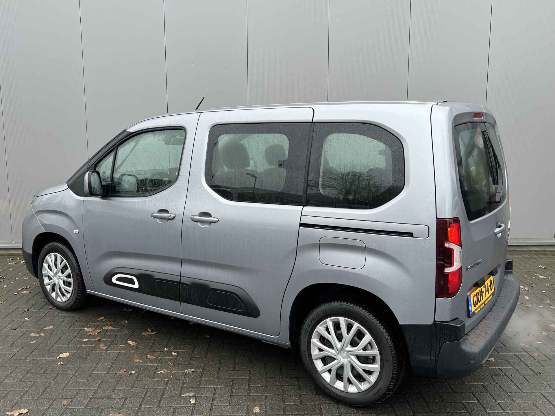 Citroën Berlingo 1.2 PureT. 110PK Live Carplay/Stoelverwarming/Cruise-Control/Climate-Control - 2/18