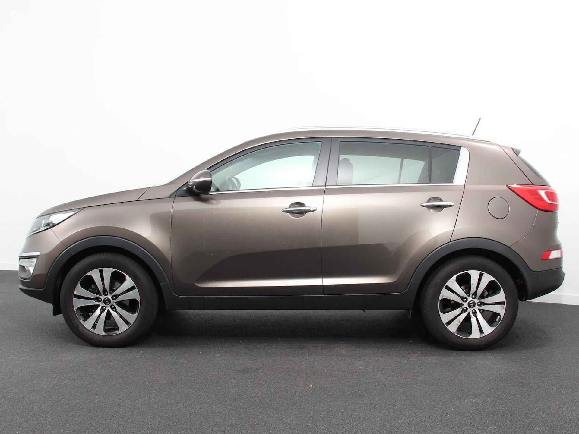 Kia Sportage 1.6 GDI 20th Anniversary  | Navigatie | Airco | Parkeersensor achter | Camera | Handel/ Export ! - 5/38