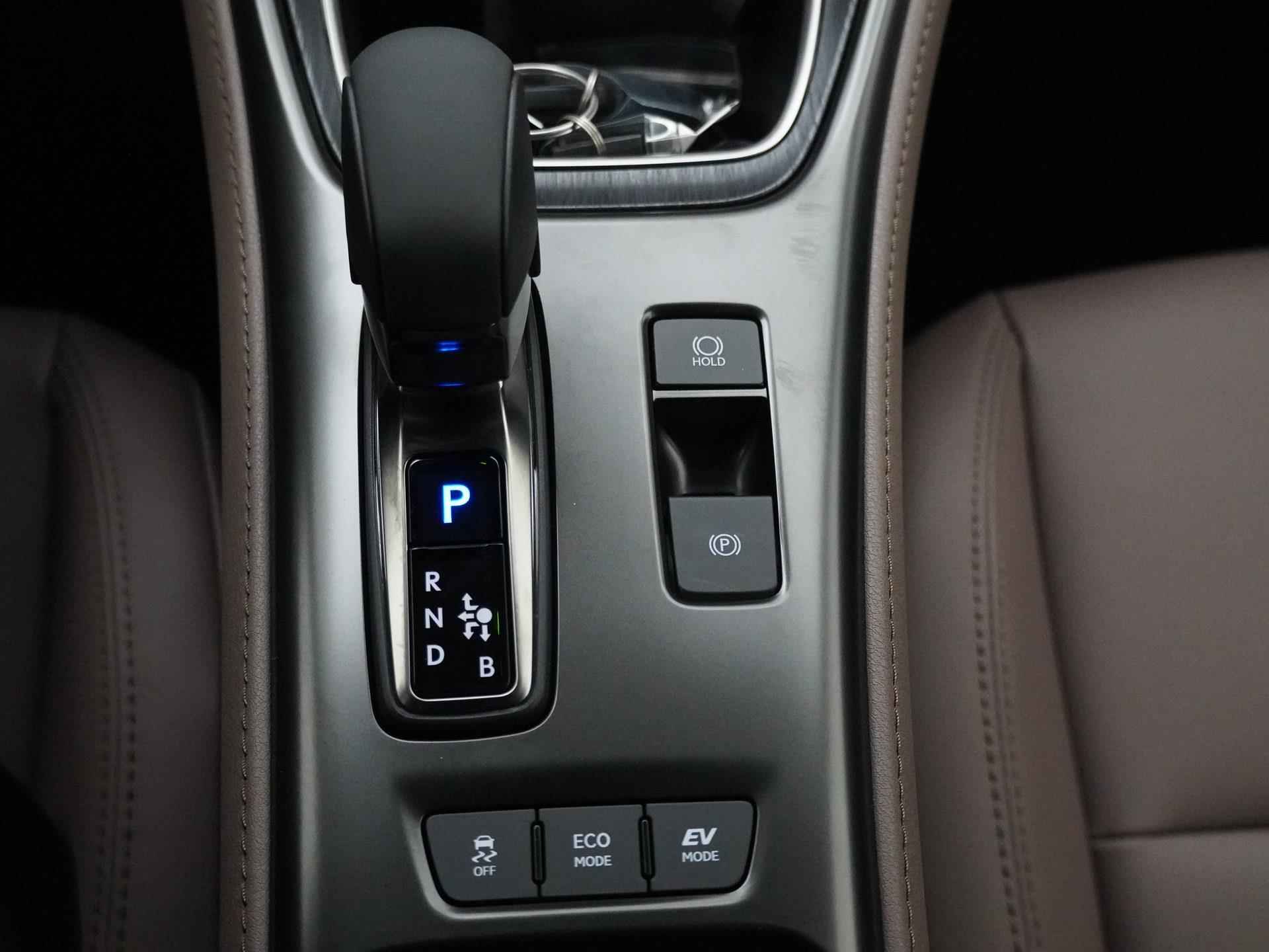 Lexus LBX Elegant 2WD | Nieuw! | Advanced Pack | Mark Levinson | Head-Up Display - 8/30