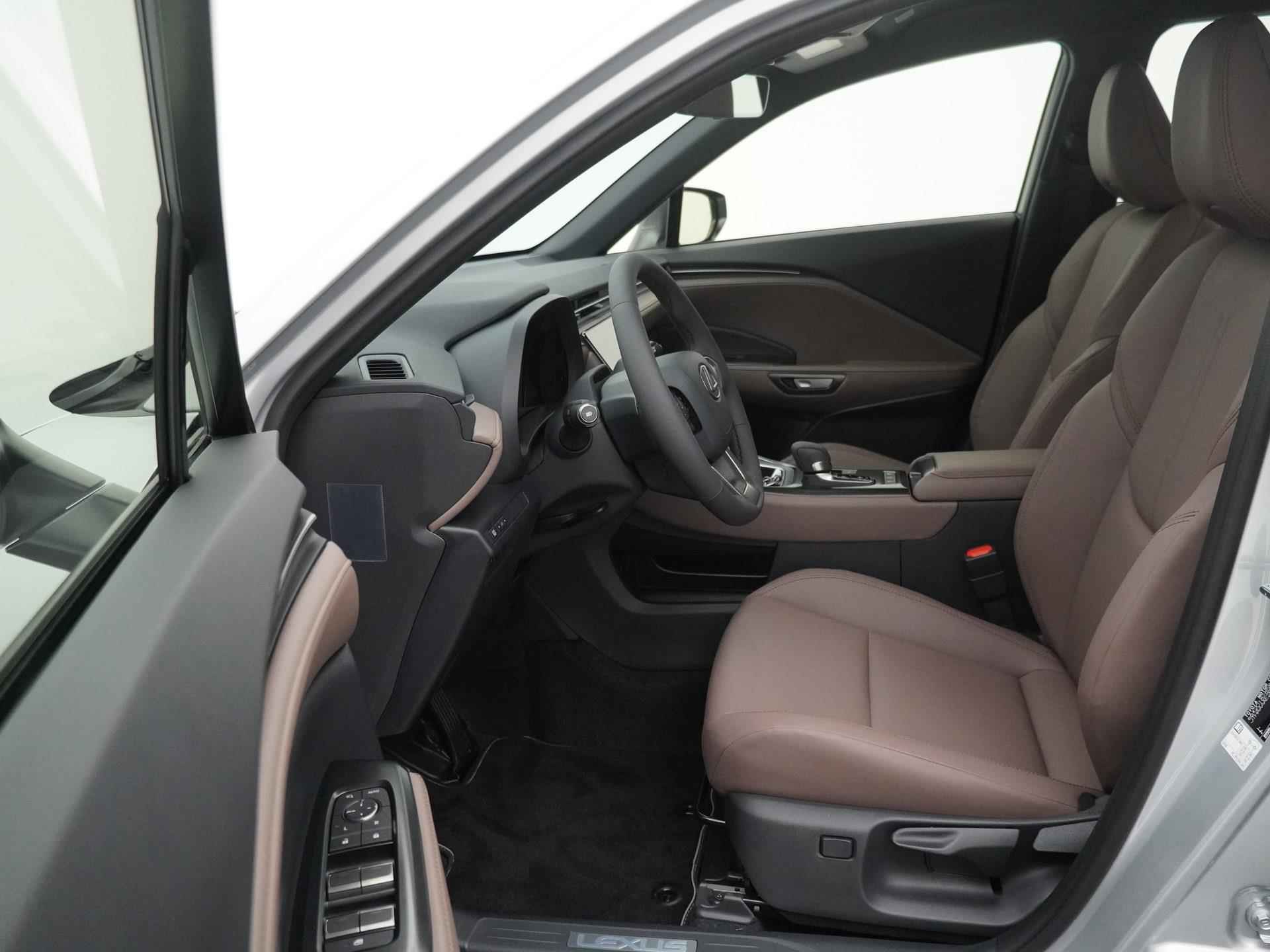 Lexus LBX Elegant 2WD | Nieuw! | Advanced Pack | Mark Levinson | Head-Up Display - 9/30