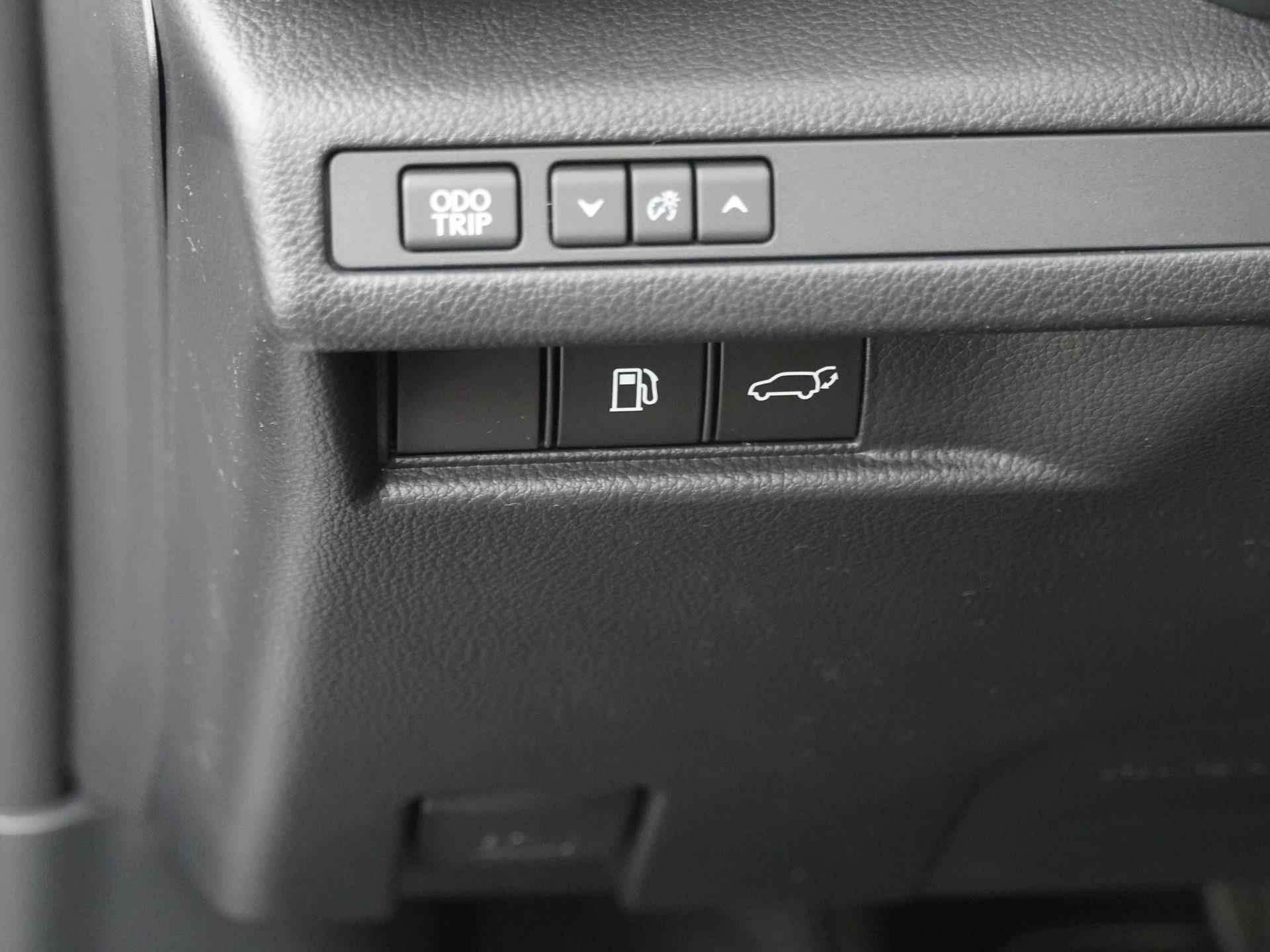 Lexus LBX Elegant 2WD | Nieuw! | Advanced Pack | Mark Levinson | Head-Up Display - 27/30