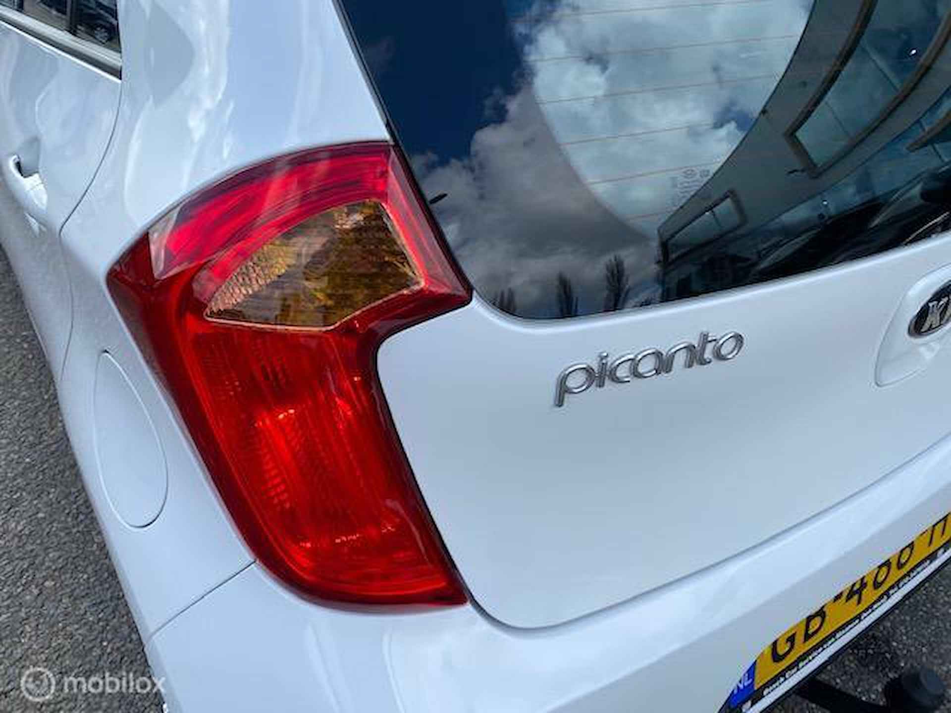 Kia Picanto 1.0 CVVT ComfortLine 5 deurs Airco , Electr Ramen 4x , Nieuw geleverd & Onderhouden !   Trekhaak , Navigatie Tom/Tom - 10/24