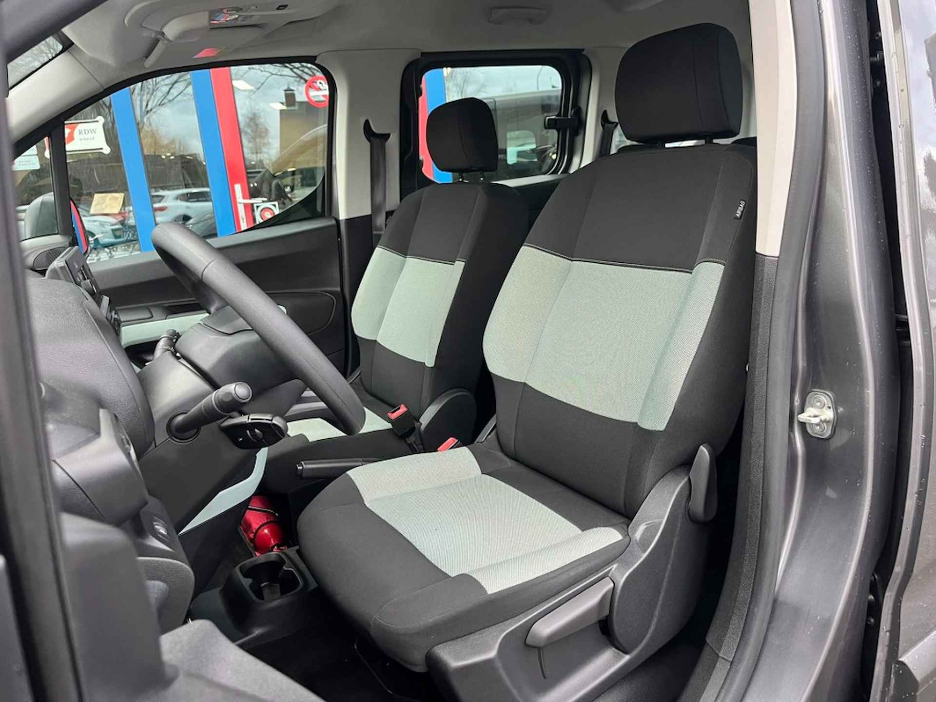 CITROEN Berlingo 1.2 110pk 5-Persoons Airco  bj2019 - 5/22