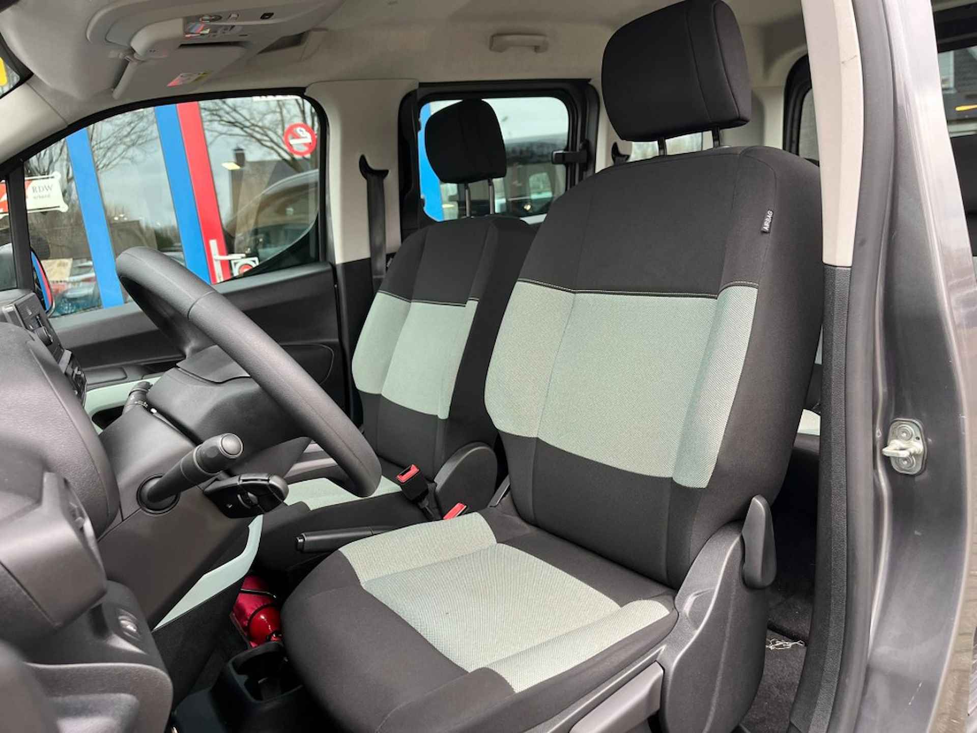 CITROEN Berlingo 1.2 110pk 5-Persoons Airco  bj2019 - 6/24