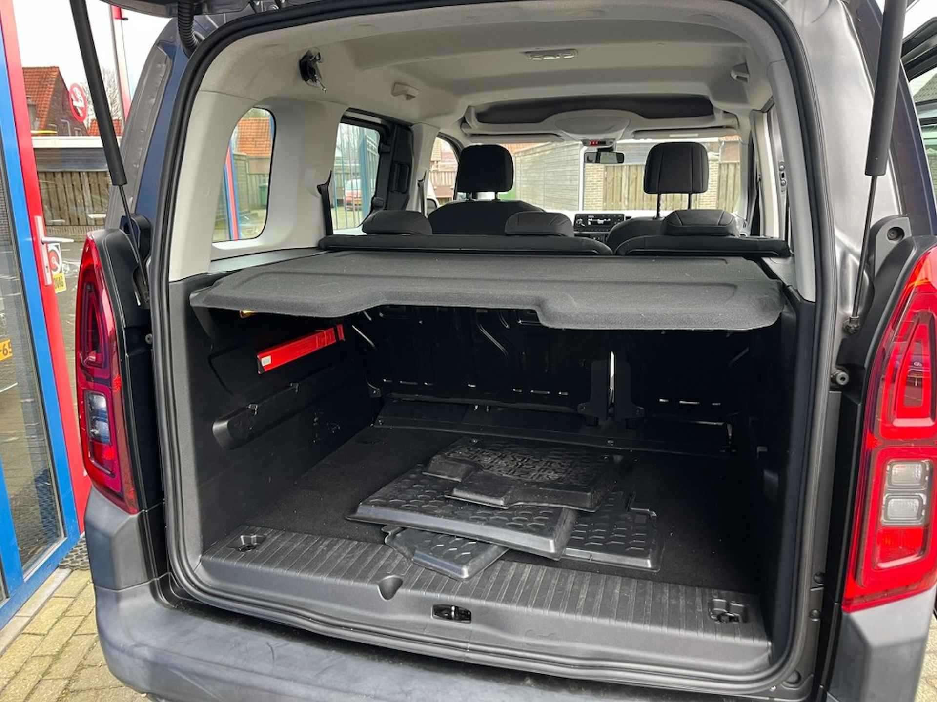 CITROEN Berlingo 1.2 110pk 5-Persoons Airco  bj2019 - 20/24