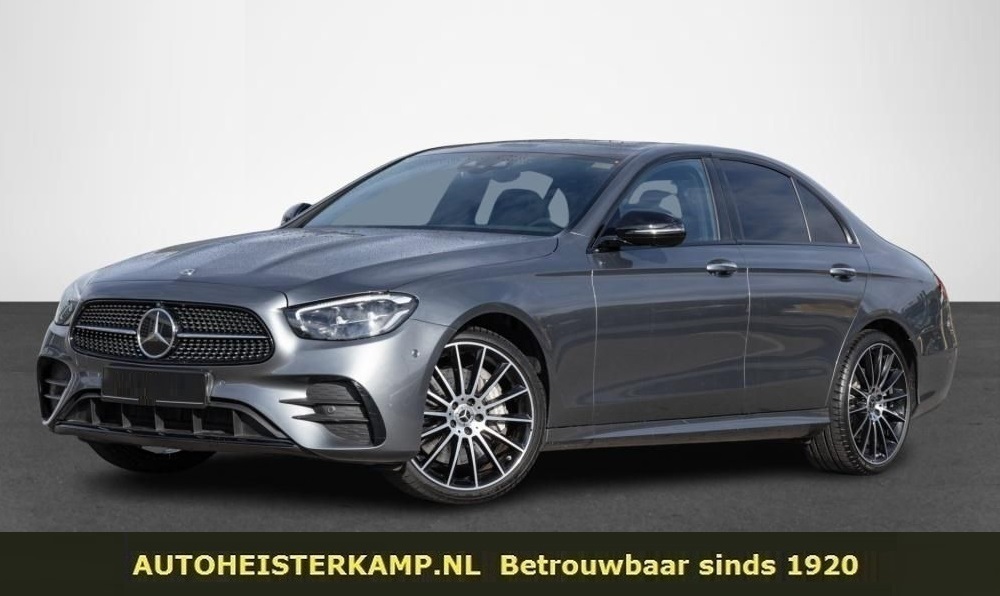 Mercedes-Benz E-Klasse 400 d 4MATIC AMG Line Airmatic Luchtvering Night Pakket Distronic Schuifdak Head-Up