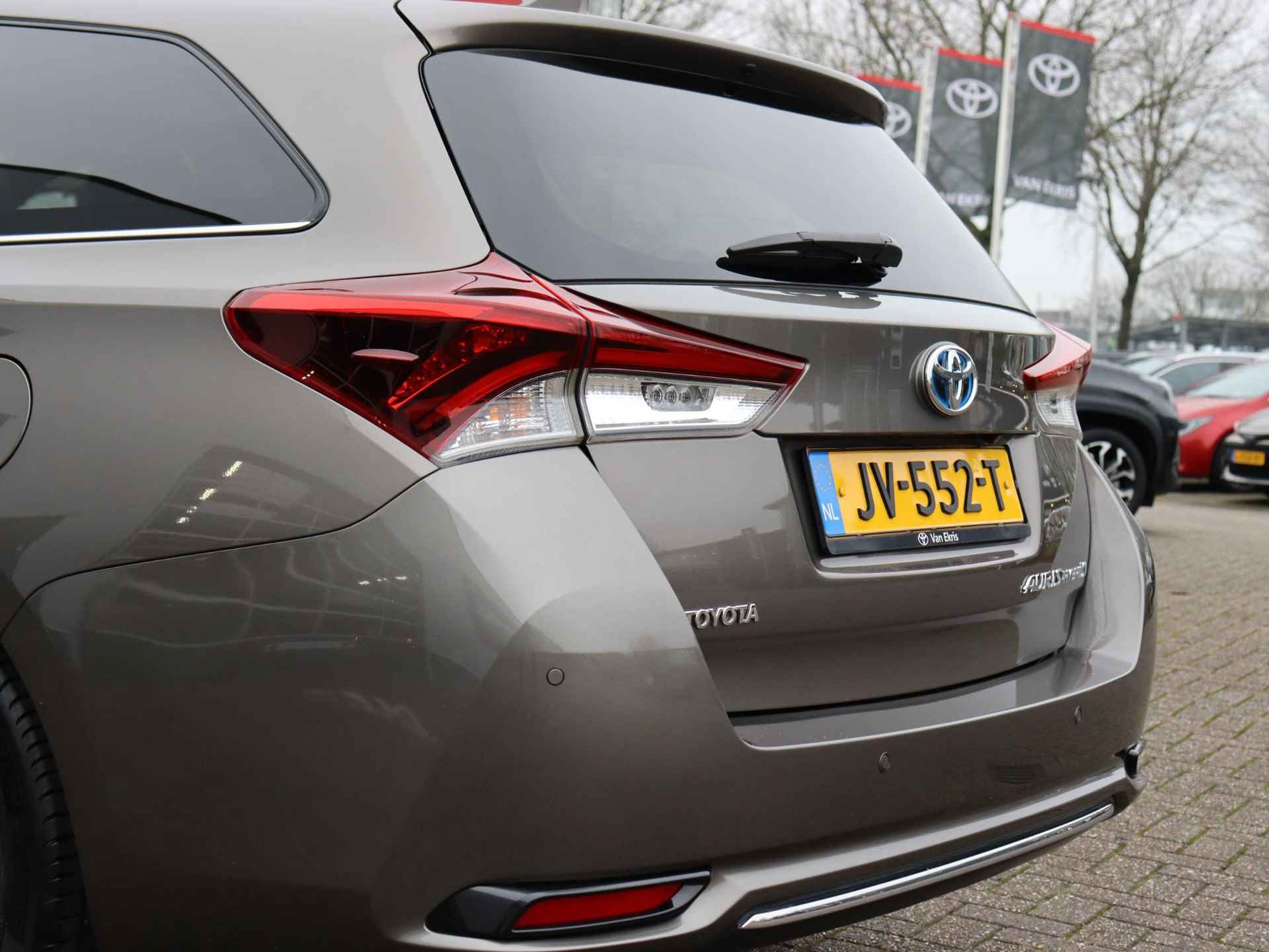 Toyota Auris Touring Sports 1.8 Hybrid Executive, Parkeersensoren - 12/40