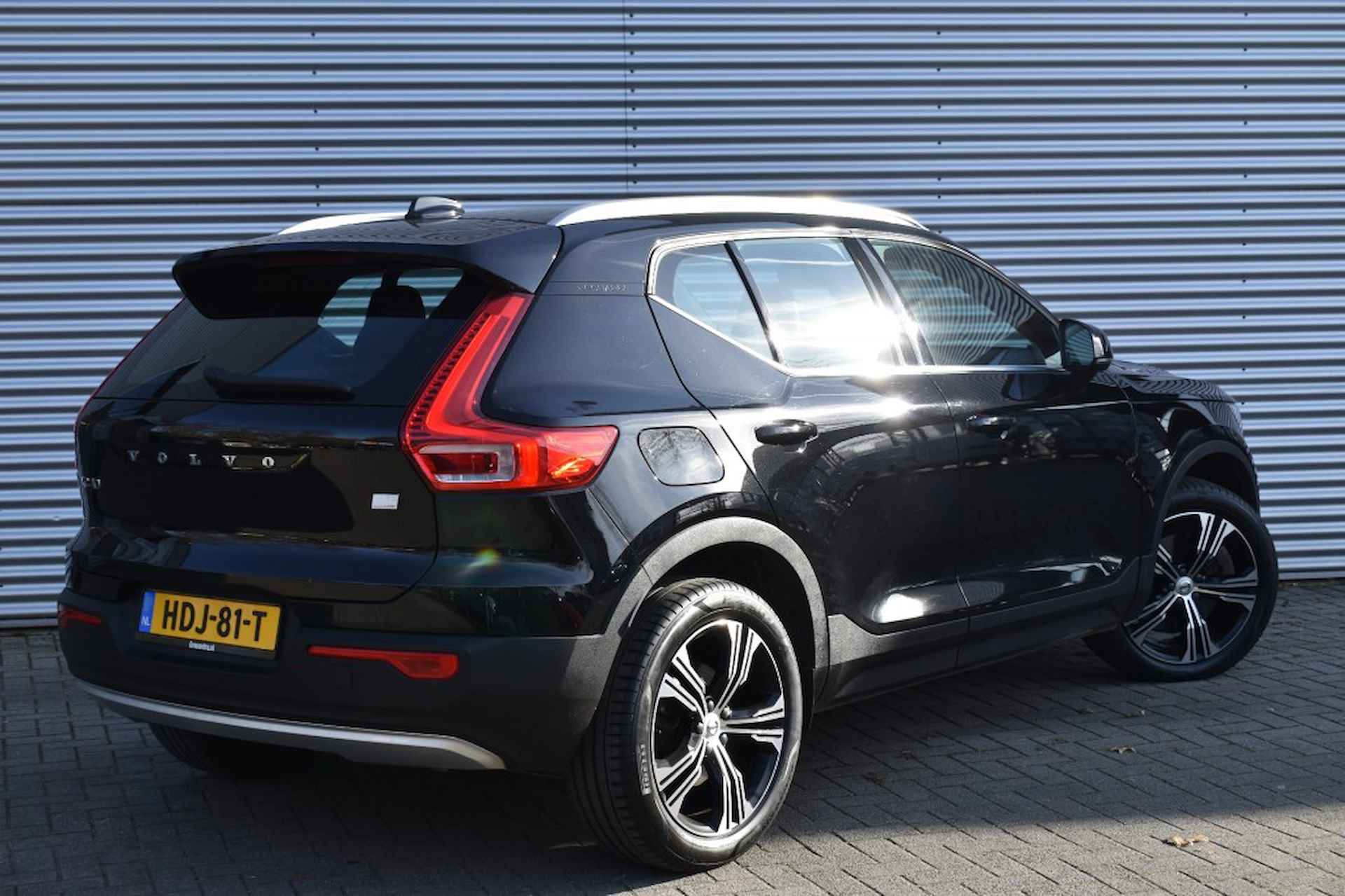 VOLVO Xc40 1.5 T5 RECHARGE R-DESIGN / ADAP. CRUISE / LEDER / EL. TREKHAAK - 4/41