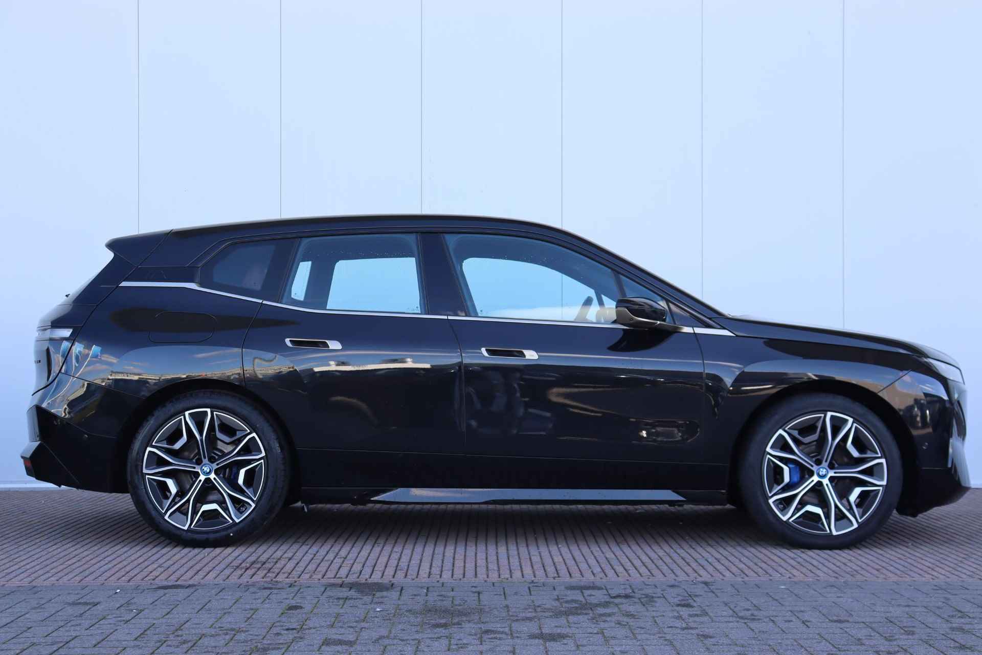 BMW iX xDrive40 High Executive 77 kWh / Harman Kardon / Co-Pilot Pack / Panoramadak / Trekhaak / - 4/34