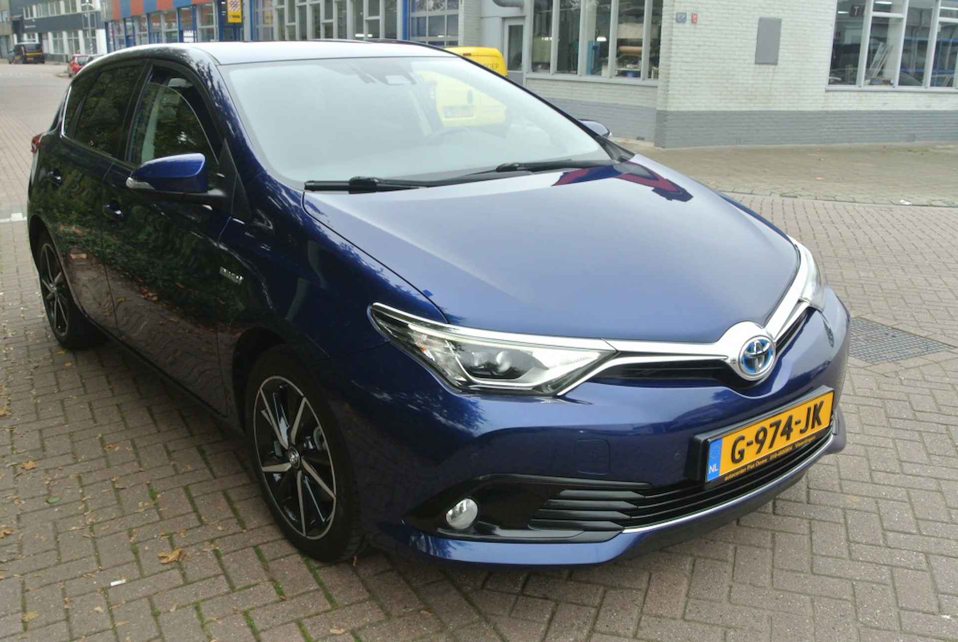 Toyota Auris 1.8 Hybrid Exec. Go - 6/21