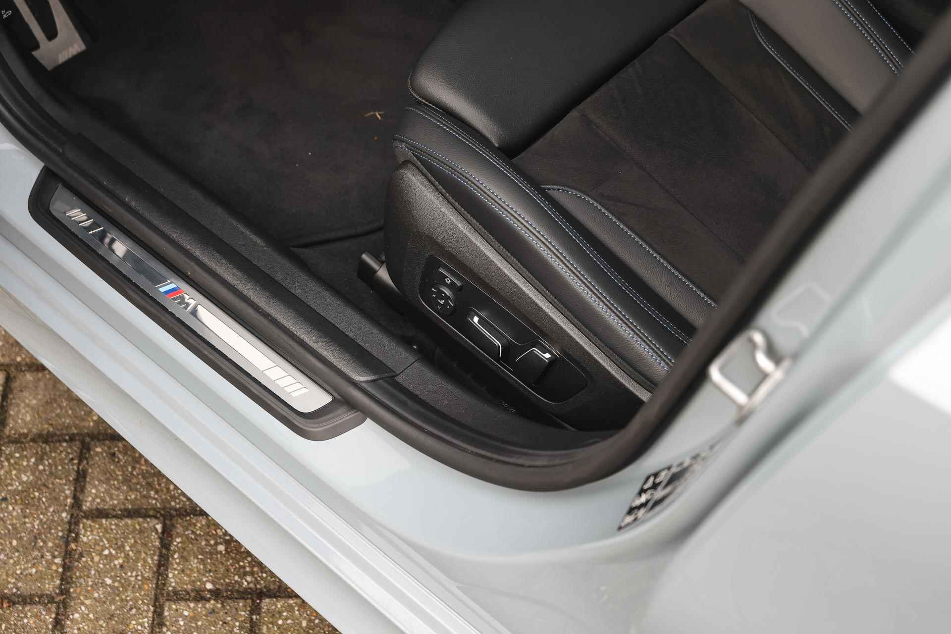 BMW 3-serie M340d xDrive High Executive Automaat / Schuif-kanteldak / Sportstoelen / M Adaptief onderstel / Adaptieve LED / Comfort Access / Stuurverwarming - 16/40