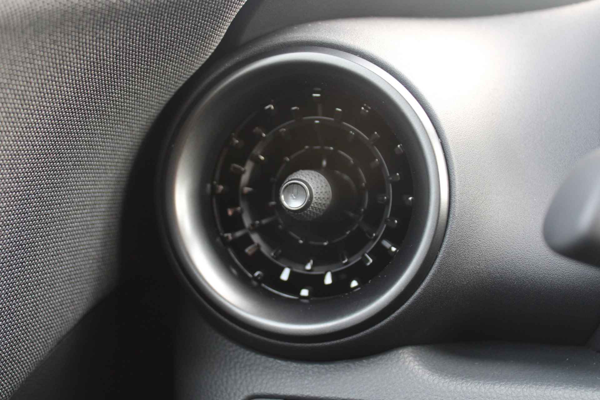 Toyota C-HR 1.8 Hybrid First Edition Automaat 360 Camera, Elektrische Achterklep, Draadloze Apple Carplay\Android Auto, Navigatie - 11/54