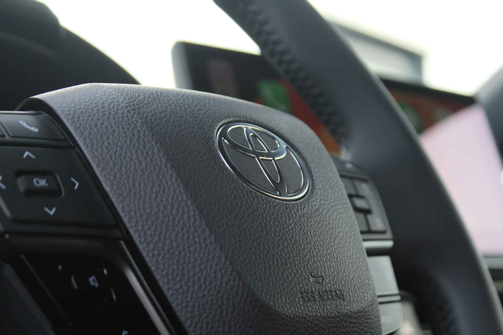Toyota C-HR 1.8 Hybrid First Edition Automaat 360 Camera, Elektrische Achterklep, Draadloze Apple Carplay\Android Auto, Navigatie - 7/54