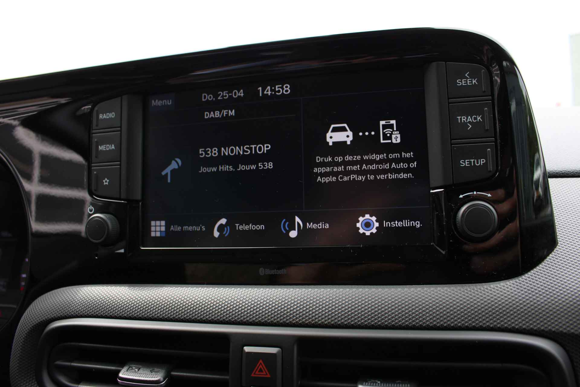 Hyundai i10 1.0 Comfort | LM velgen | Privacy glass | Uitlaatsierstuk dubbel | NL auto - 9/23