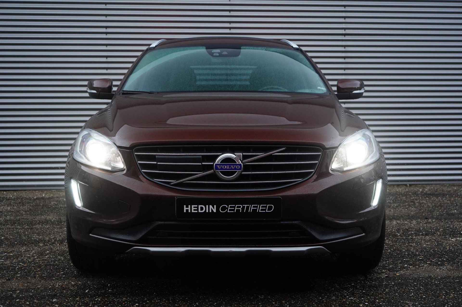 Volvo XC60 T5 AWD Summum | Pano.dak | Adaptive Cruise | 20 inch | BLIS | Power Seats | Harman Kardon | Standkachel | Nappa Leder | Trekhaak | - 2/29