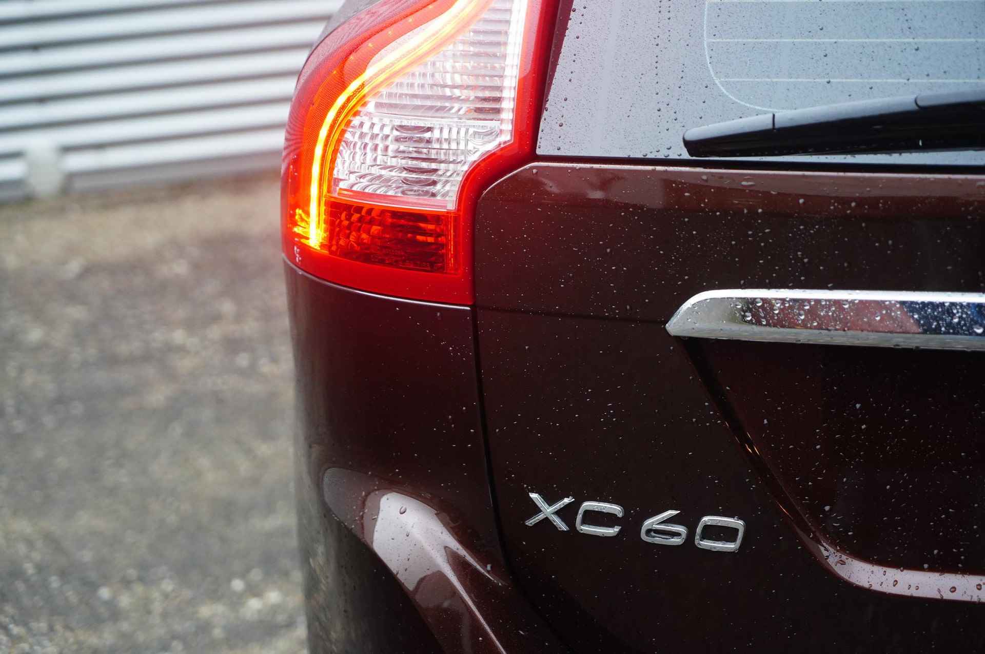 Volvo XC60 T5 AWD Summum | Pano.dak | Adaptive Cruise | 20 inch | BLIS | Power Seats | Harman Kardon | Standkachel | Nappa Leder | Trekhaak | - 9/29