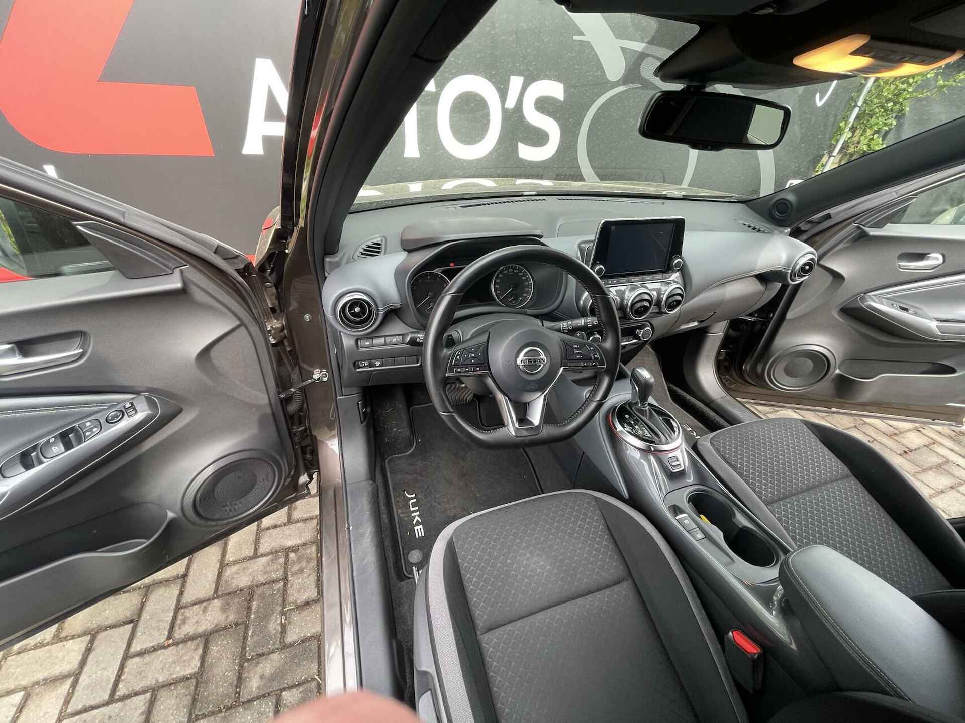 Nissan Juke 1.0 DIG-T N-Connecta Trekhaak|Airco|Lm Velgen - 12/26