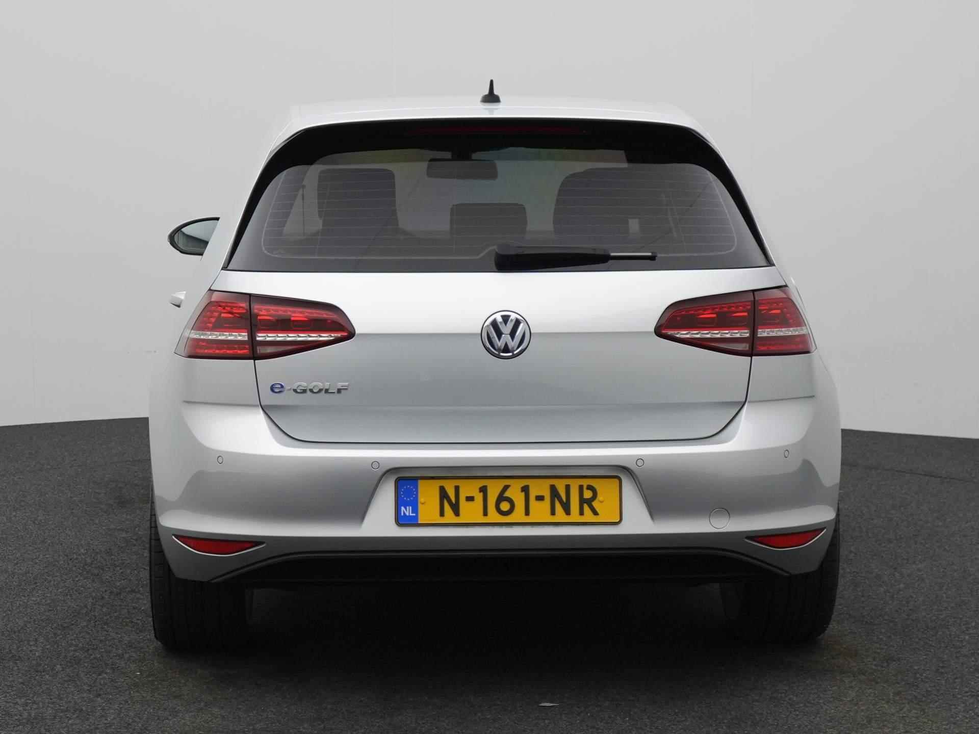 Volkswagen e-Golf e-Golf | Navi | LED | Comfort stoelen | Slechts 65.212 km! | 12 Maand BOVAG Garantie! | - 5/46