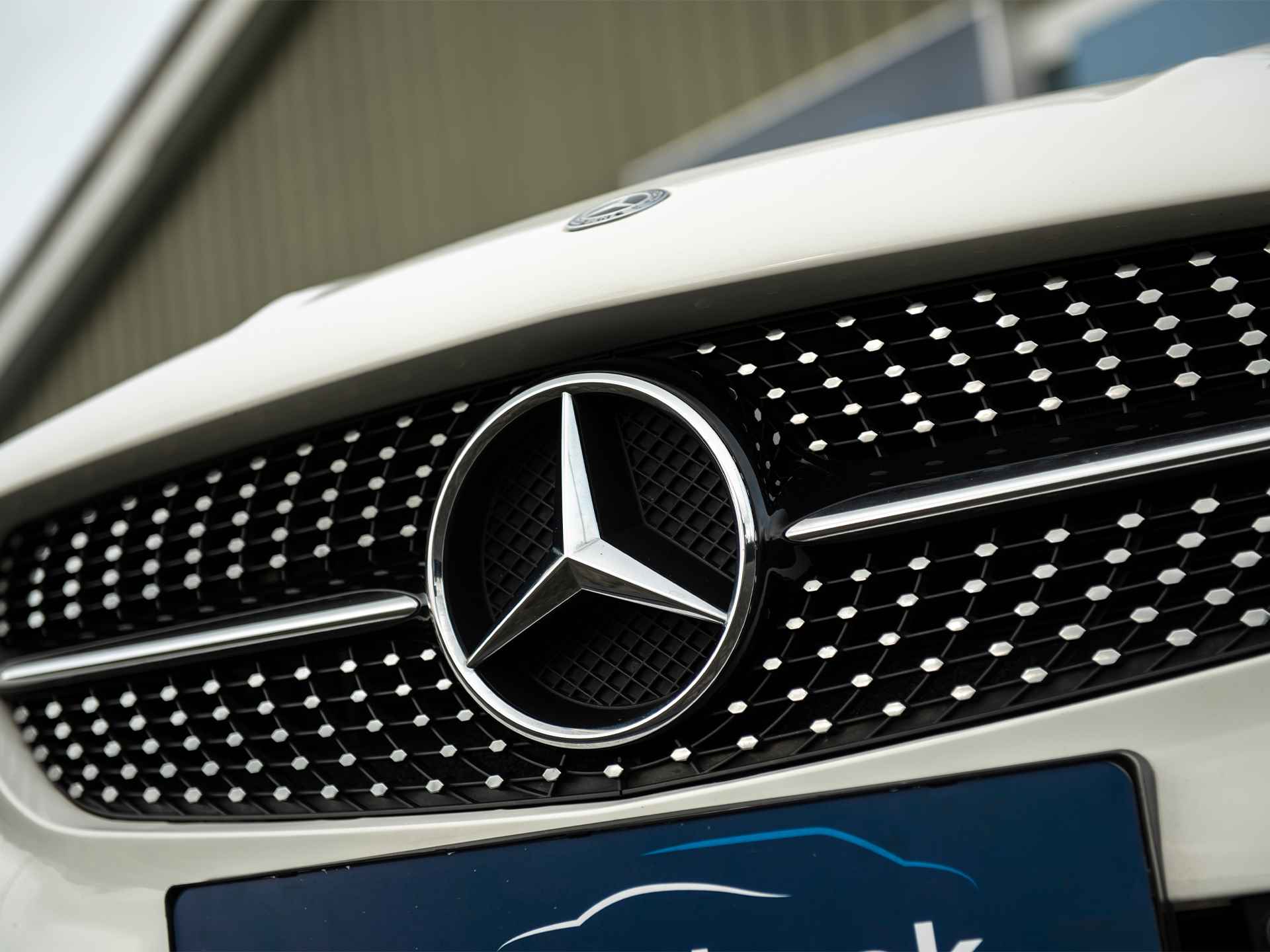 Mercedes-Benz CLA-Klasse Shooting Brake 200 AMG | Night pakket | Licht-/zichtpakket | Navi Garmin | Apple Carplay / Android auto | Stoelverwarming | LED HighPerform. | Active Park Assist | - 27/62