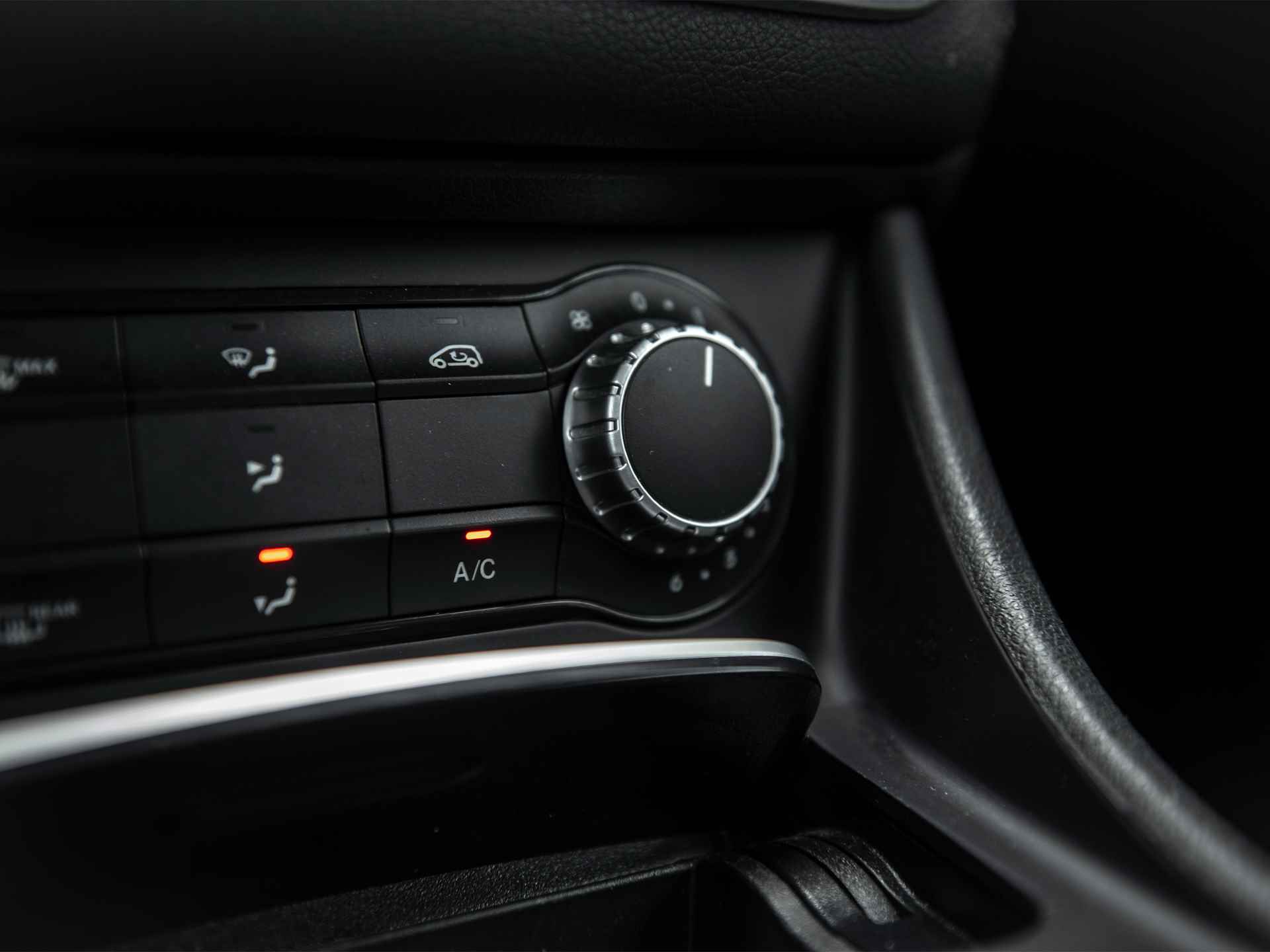 Mercedes-Benz CLA-Klasse Shooting Brake 200 AMG | Night pakket | Licht-/zichtpakket | Navi Garmin | Apple Carplay / Android auto | Stoelverwarming | LED HighPerform. | Active Park Assist | - 58/62