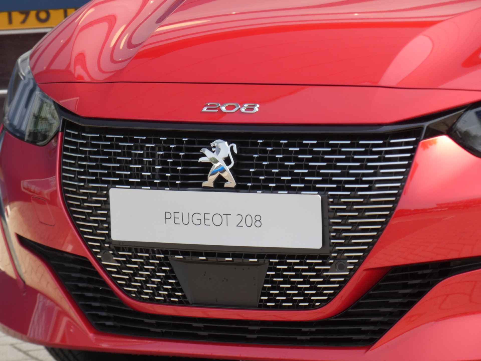 Peugeot 208 1.2 PureTech 100 GT PANO DAK - ZWART DAK - VISION PACK - DRIVE ASSIST - 5/48