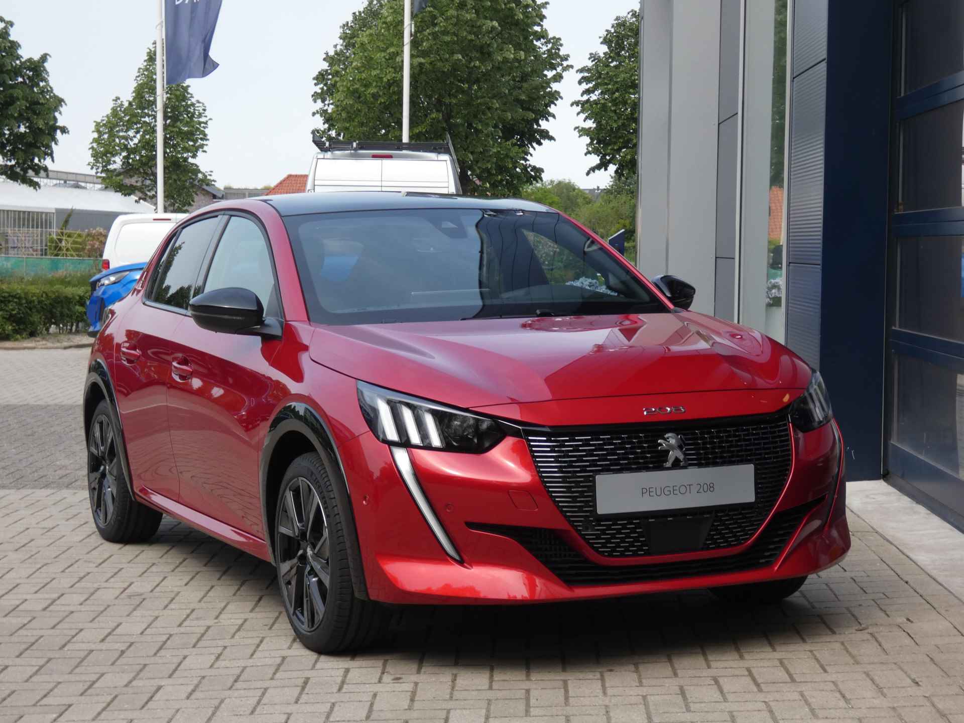 Peugeot 208 1.2 PureTech 100 GT PANO DAK - ZWART DAK - VISION PACK - DRIVE ASSIST - 37/48