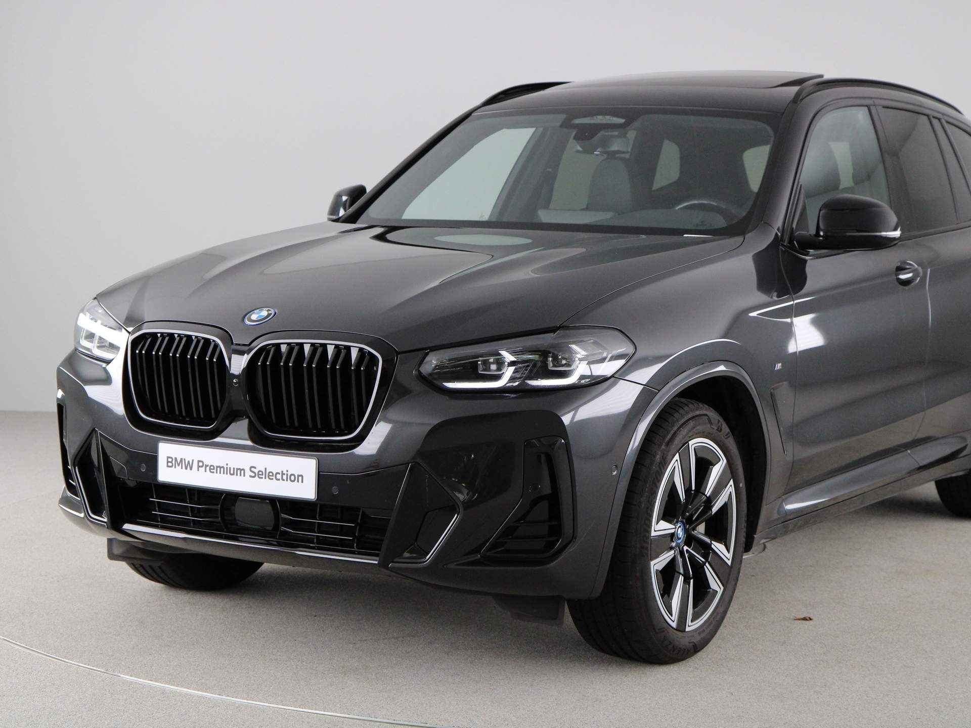 BMW iX3 M Sport Executive 80 kWh - 21/28