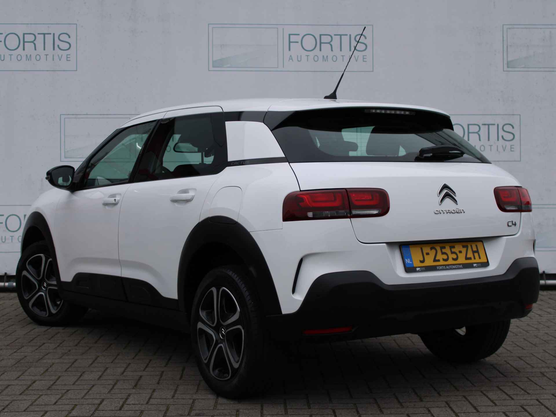 Citroën C4 Cactus 1.2 PureTech Business NL AUTO | NAVI | CARPLAY | - 4/23