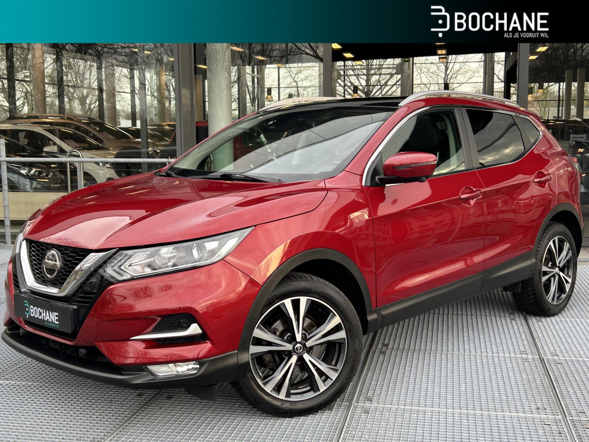 Nissan Qashqai 1.3 DIG-T N-Connecta | Trekhaak | Panoramadak | 360° Camera | Stoelverwarming | Elektrisch Verstelbare Bestuurdersstoel