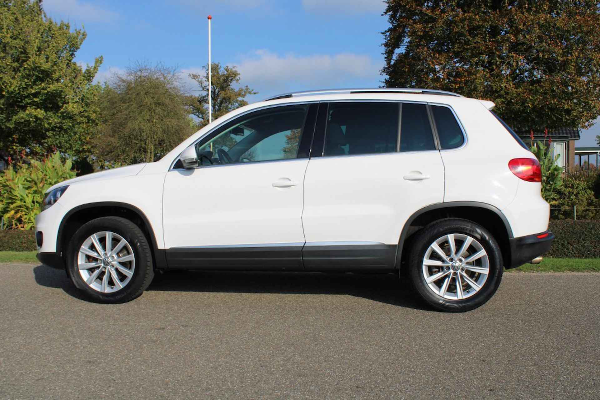 VOLKSWAGEN Tiguan 1.4 TSI 122pk Sport airco/cruise/bluetooth/PDC/trekhaak - 18/31