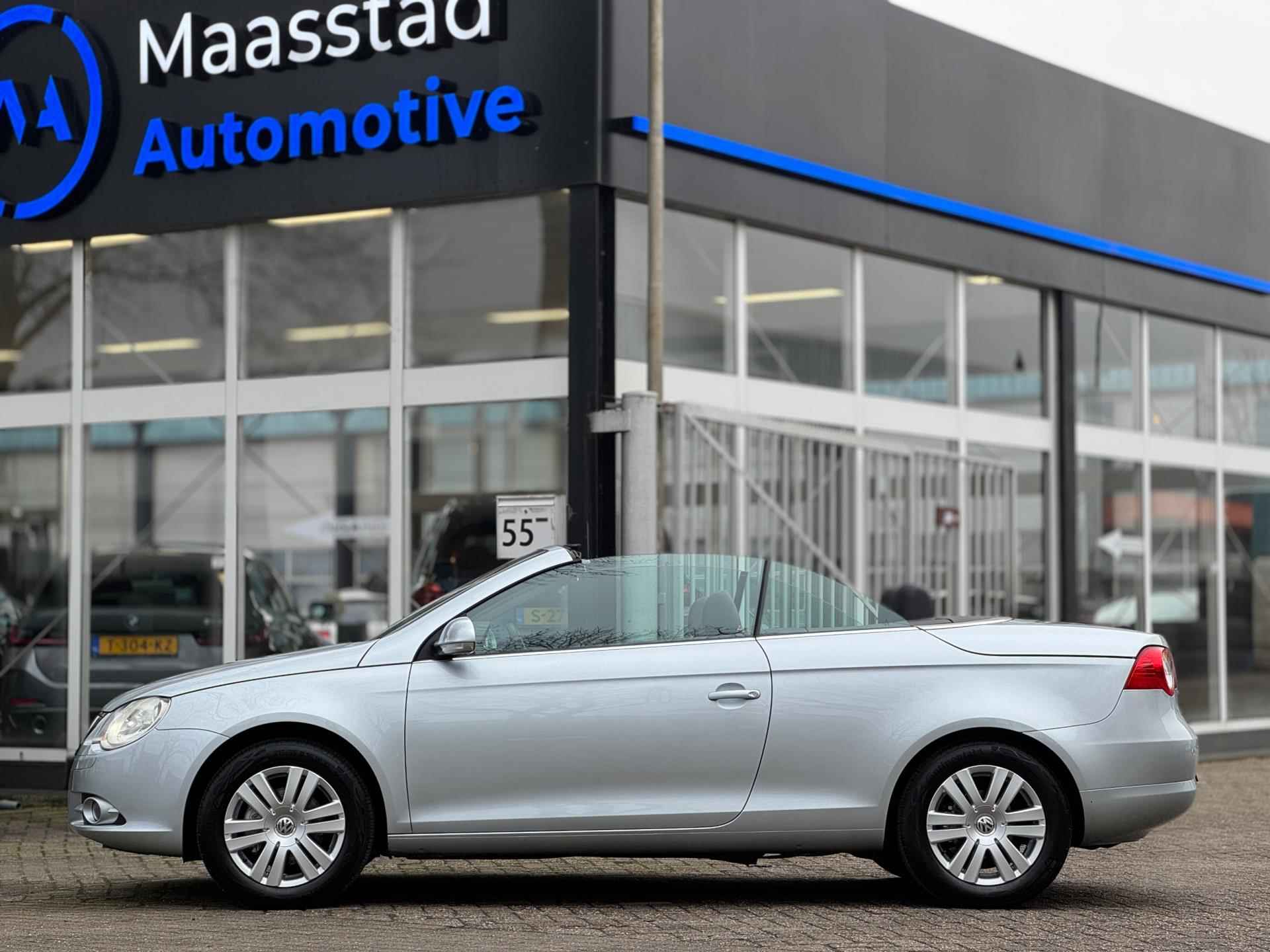 Volkswagen Eos 2.0 Cabrio Pano Stoel VW D.riem VV Dealeronderhouden Leder Xenon Nette staat 2 sleutels - 8/62