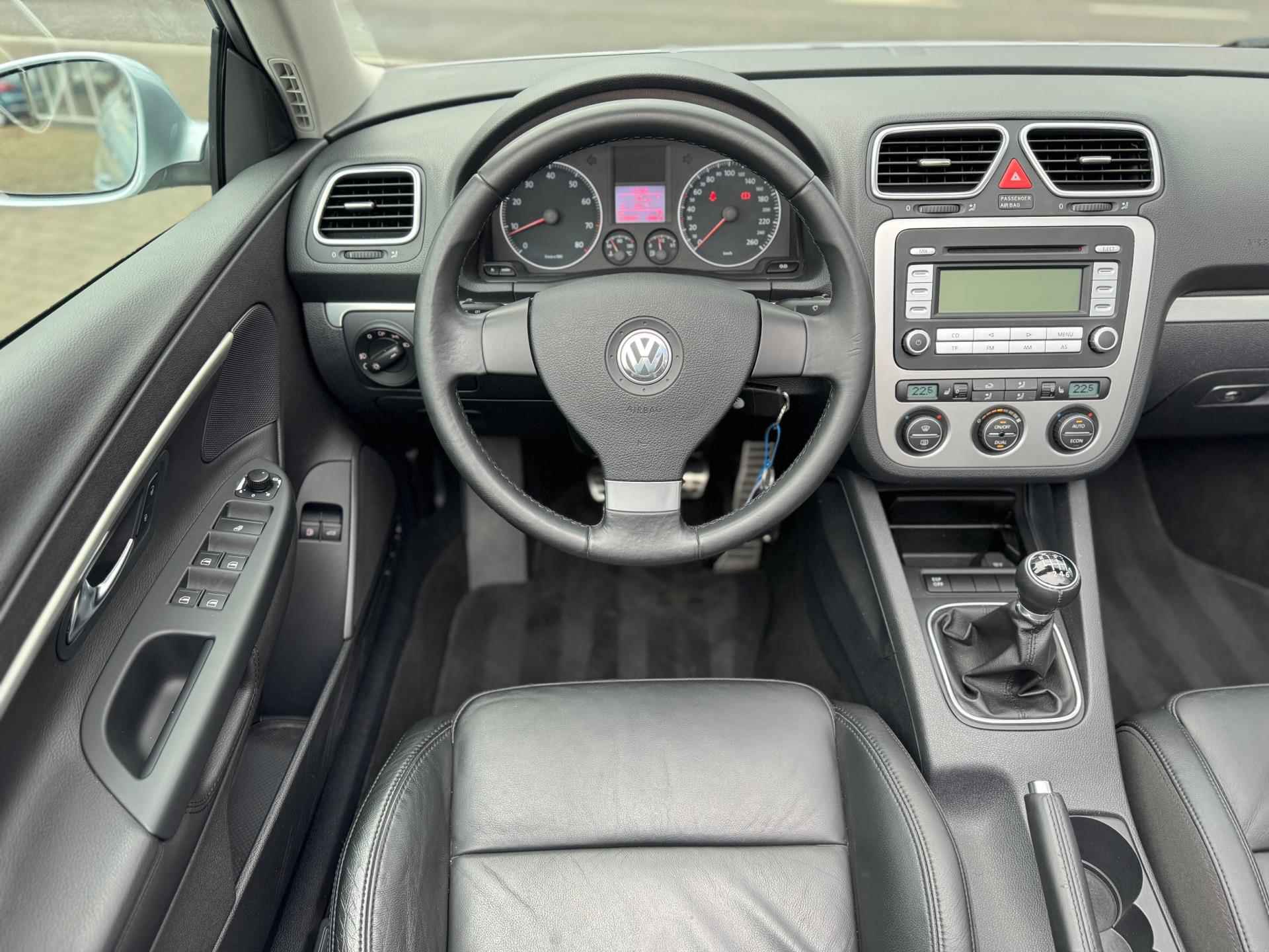 Volkswagen Eos 2.0 Cabrio Pano Stoel VW D.riem VV Dealeronderhouden Leder Xenon Nette staat 2 sleutels - 33/62