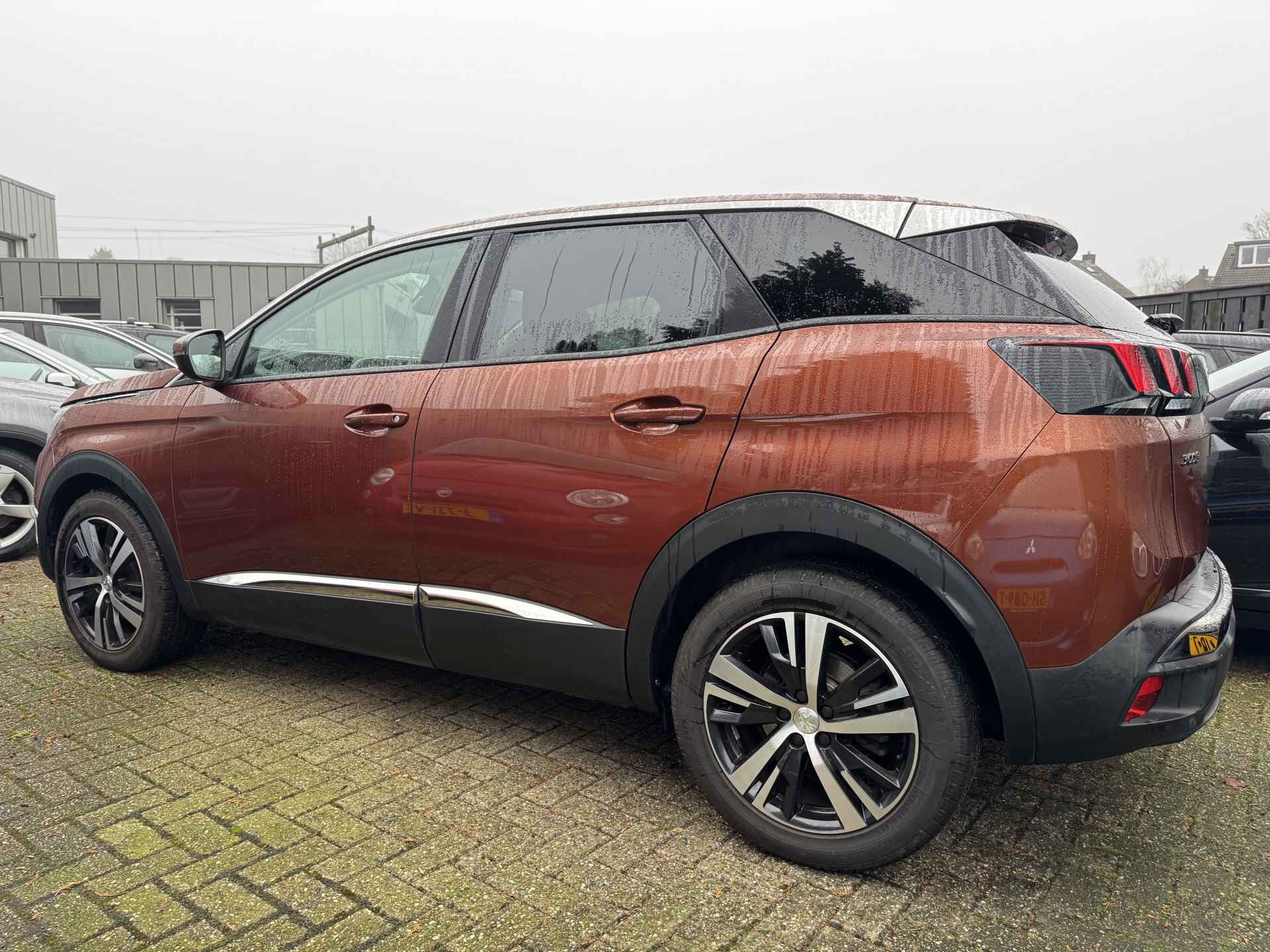 Peugeot 3008 1.6 e-THP 165pk Premium Aut. Camera | Navi - 9/32