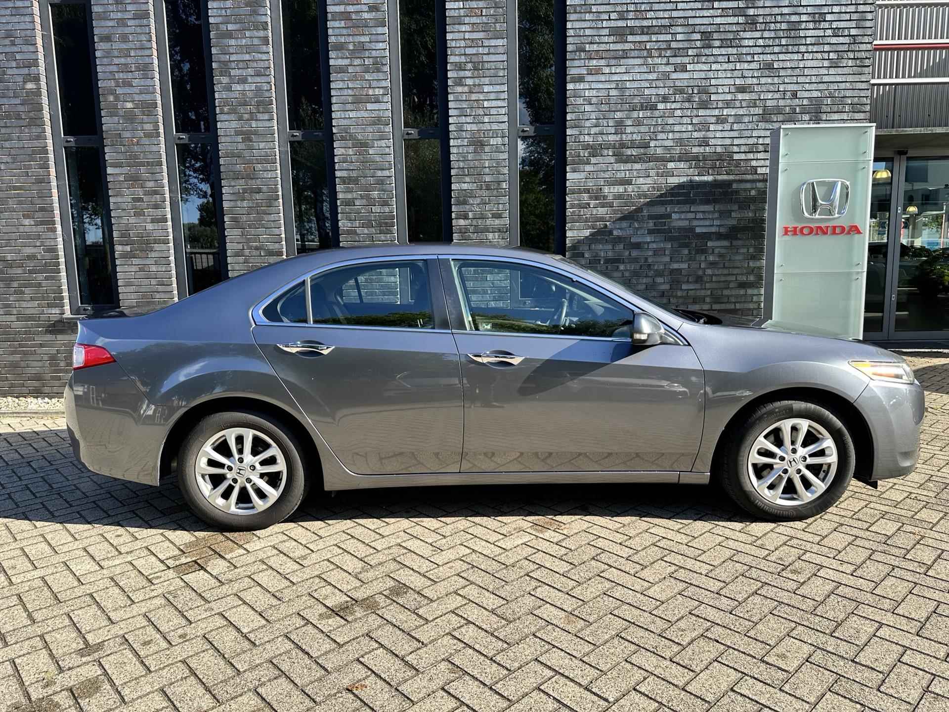 HONDA Accord 2.0 4D SEDAN AUT Elegance Navi Rijklaarprijs incl 12 maanden wettelijke garantie - 10/39